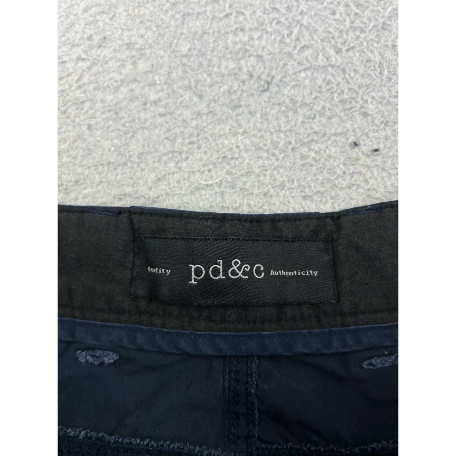PD&C PD&C Shorts Men's 34 Blue Cargo 100% Cotton Twill Hiking Camping Easy Care Pockets Cargo Shorts - Regular Fit, Readable Details Size US 34 / EU 50 - 7 Thumbnail