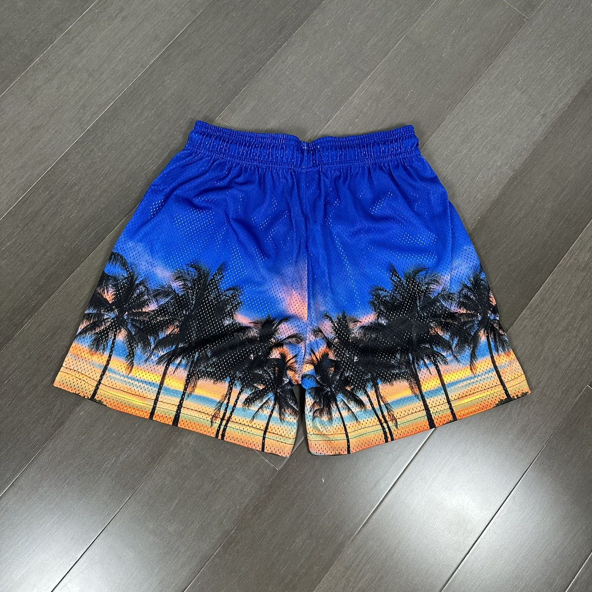 Eric Emanuel EE Basic Short Miami Palm Trees and the Sunset SIZE Large Size US 34 / EU 50 - 3 Thumbnail