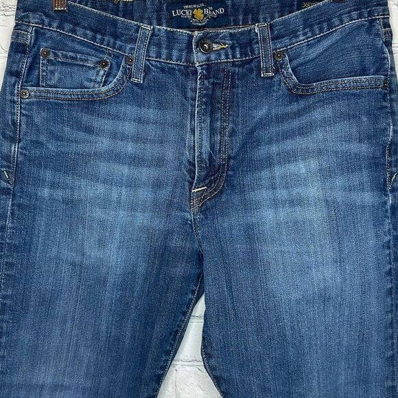 Lucky Brand Lucky Brand Mens Premium Italian Denim size 32x30 361 Vintag Size US 32 / EU 48 - 2 Thumbnail