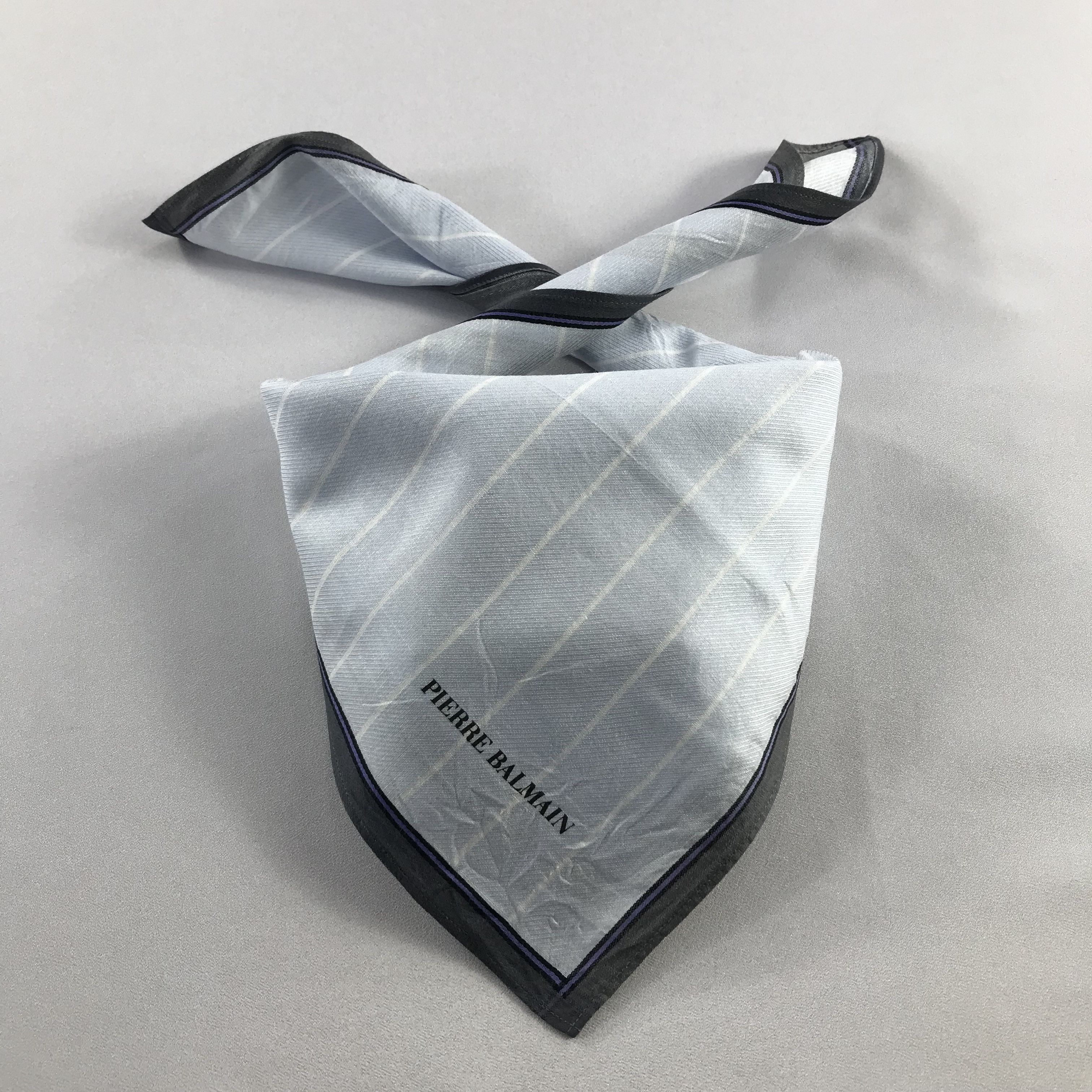 Pierre Balmain Pierre Balmain Handkerchief / Bandana / Neckerchief C537 Size ONE SIZE - 1 Thumbnail