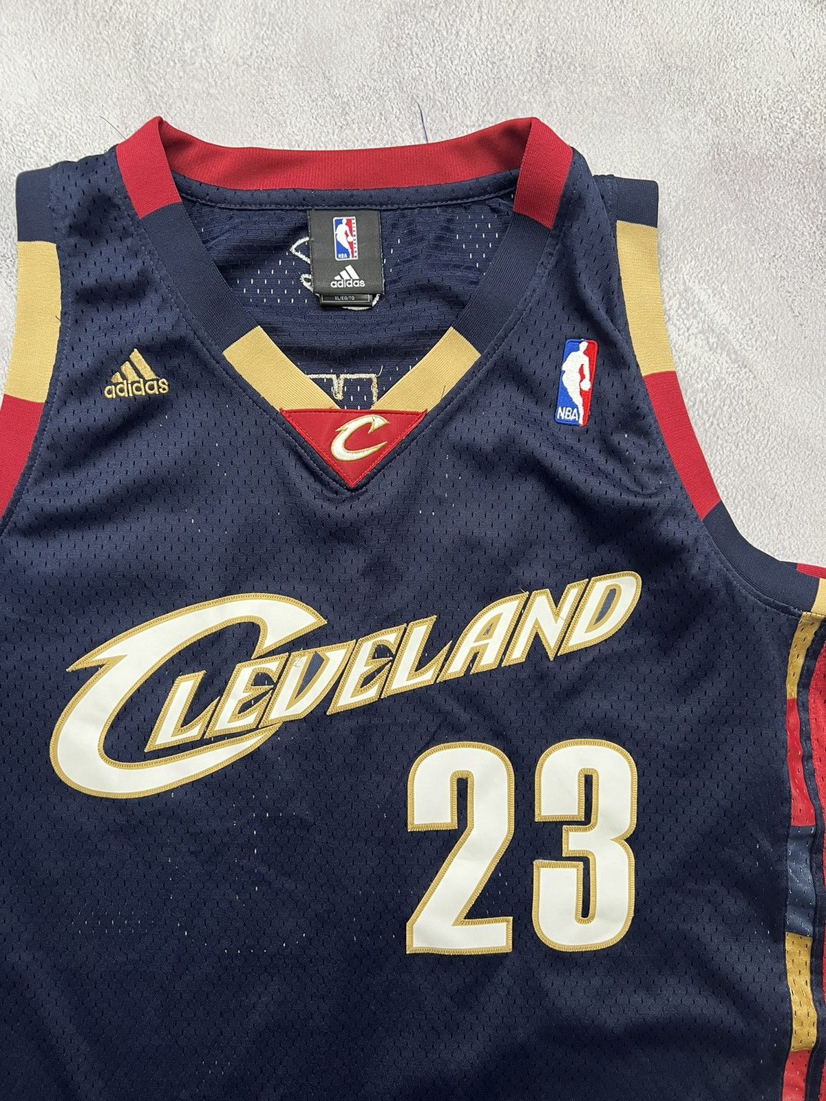 Adidas × NBA × Vintage Vintage Adidas NBA Cleveland James 23 Jersey Size US XL / EU 56 / 4 - 5 Thumbnail