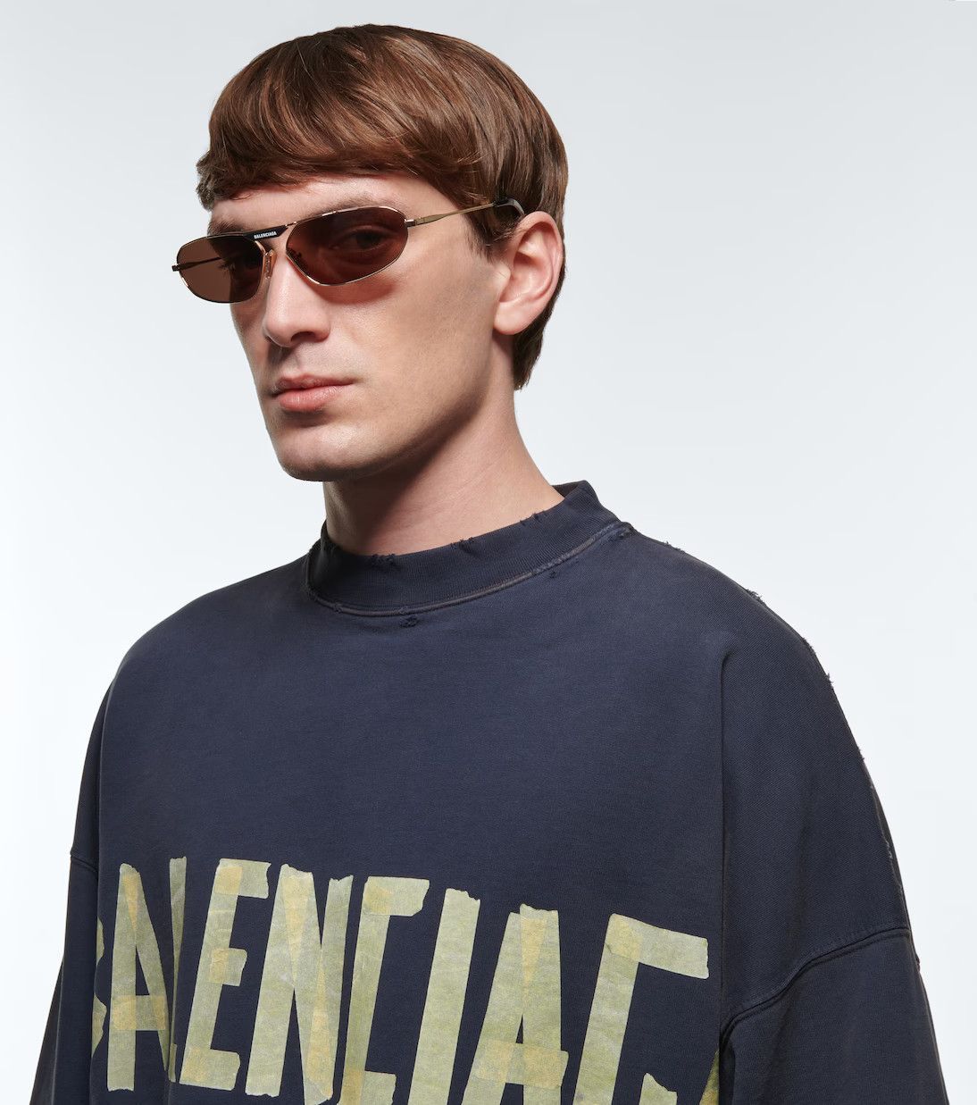 Balenciaga o1mt1gz0824 Size: OS / Tag 2.0 Oval Sunglasses in Gold Size ONE SIZE - 2 Thumbnail