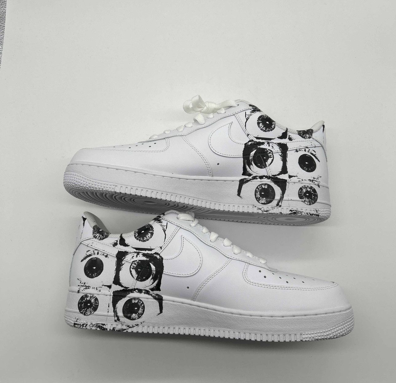 Comme des Garcons SHIRT × Nike × Supreme Supreme x Comme des Garçons SHIRT × Nike AF1 Low 'Eyes' Size US 11 / EU 44 - 2 Thumbnail