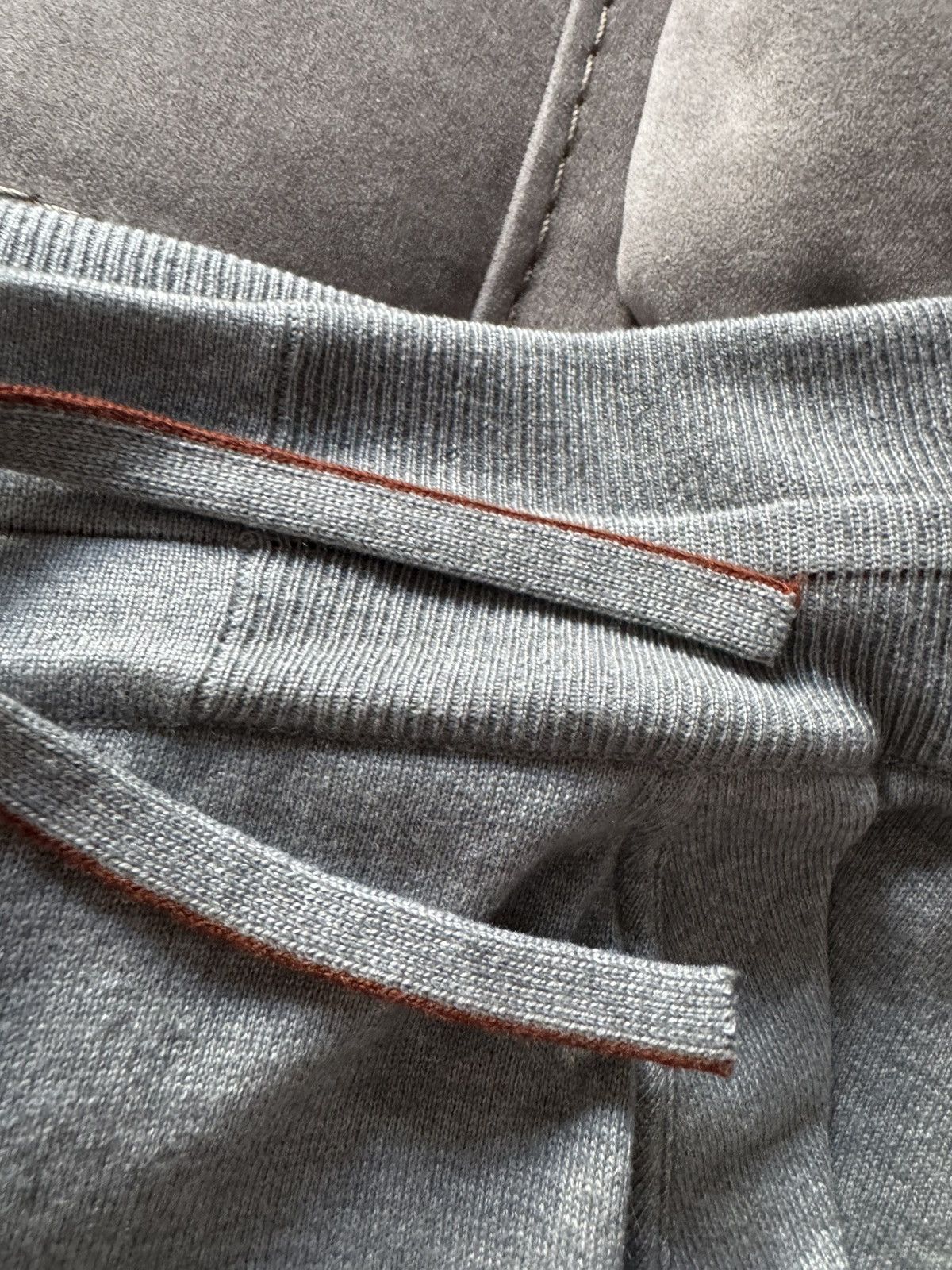 Loro Piana LORO PIANA joggers STUDY SIZES IN PHOTOS BY TAPE MEASURE Size US 32 / EU 48 - 16 Thumbnail