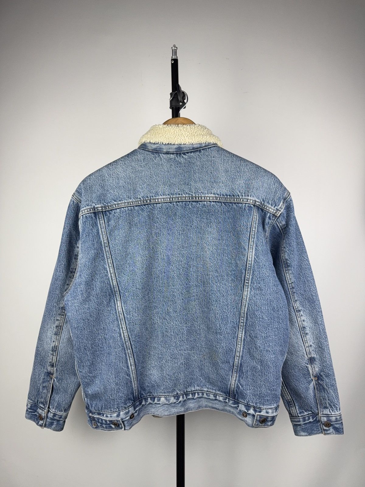 Levi's Retro 00s Levi’s Premium Sherpa Trucker Denim Jacket L Size L / US 10 / IT 46 - 7 Thumbnail