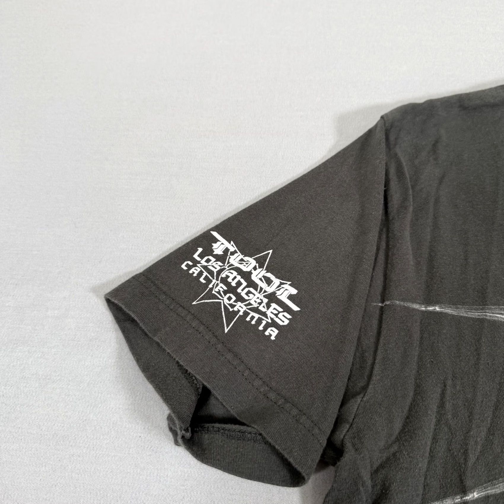 Vintage Tool Shirt Mens M Gray Spectre Spikes Band Music Tour Concert 2017 Rock Tee Size US M / EU 48-50 / 2 - 5 Thumbnail
