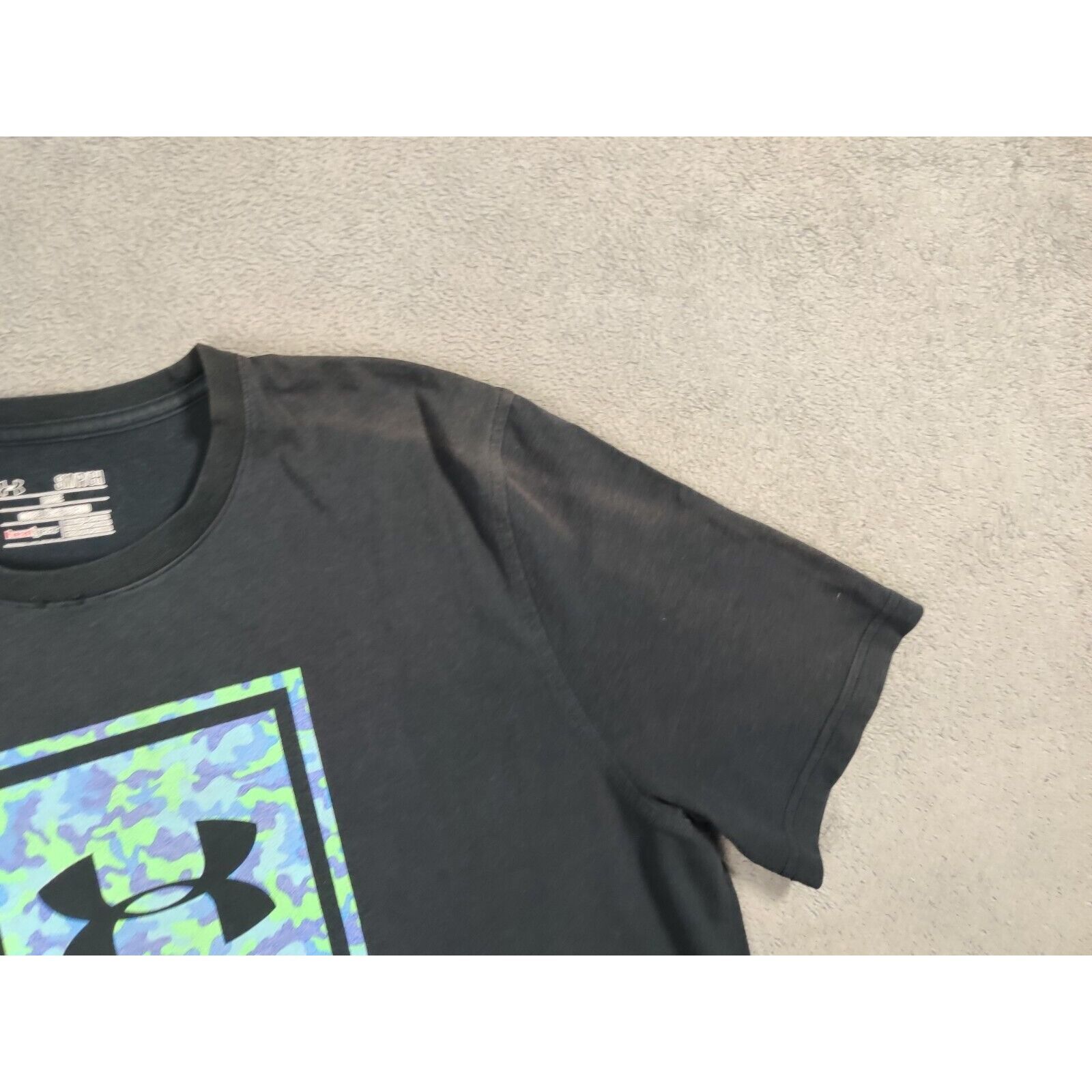 Under Armour Under Armour Shirt Adult Mens Small Black Multi-Color Logo Size US S / EU 44-46 / 1 - 13 Thumbnail