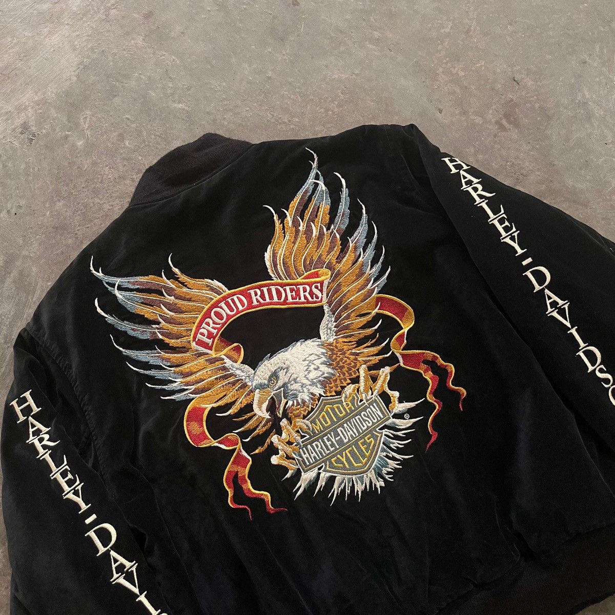 Harley Davidson 🔥HARLEY DAVIDSON SOUVENIR SUKAJAN VELVET JACKET PROUD RIDERS Size US L / EU 52-54 / 3 - 5 Thumbnail