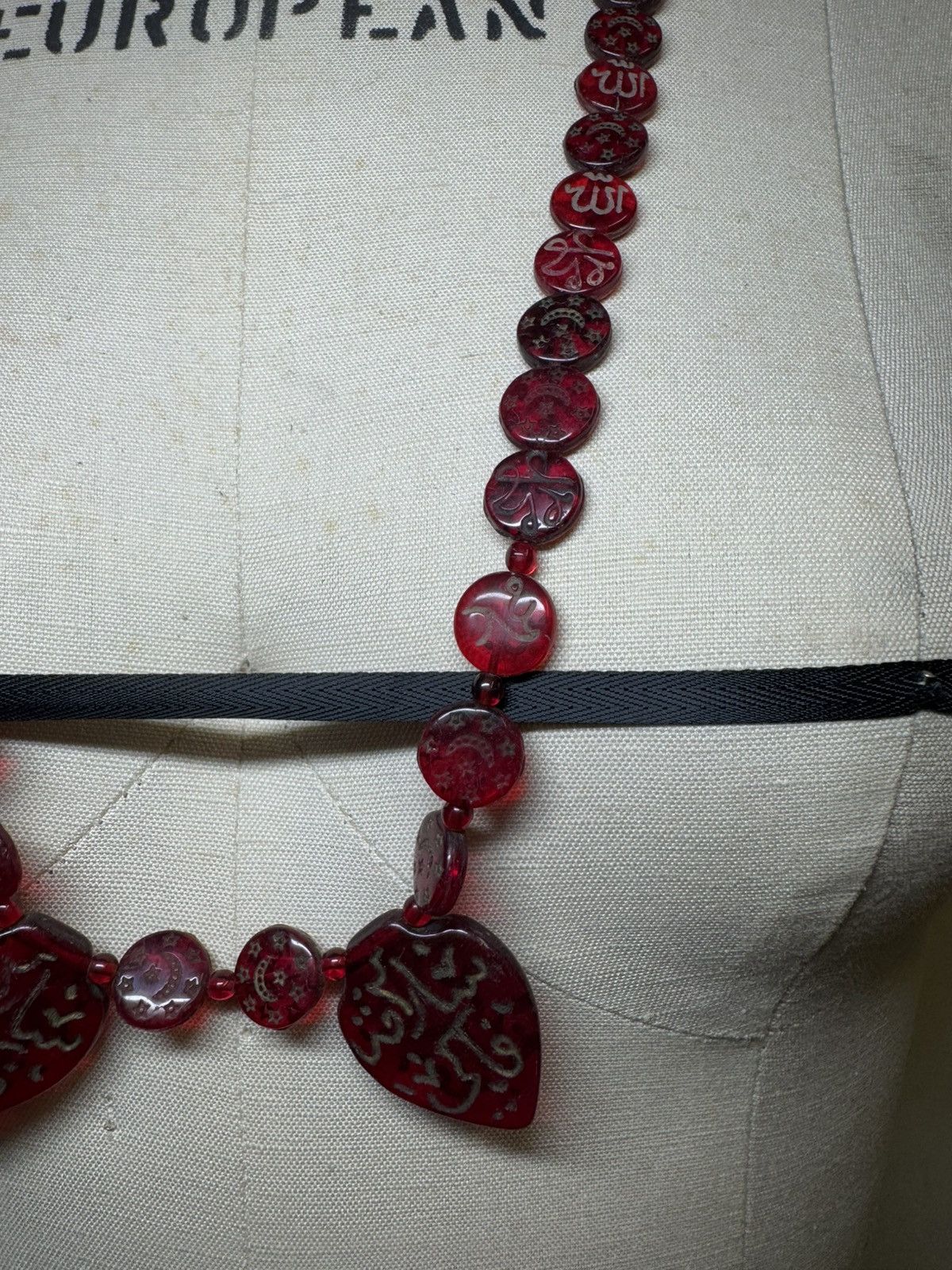 Vintage Vintage red glass Hajj beads Arabic Muslim double sided RARE Size ONE SIZE - 5 Thumbnail