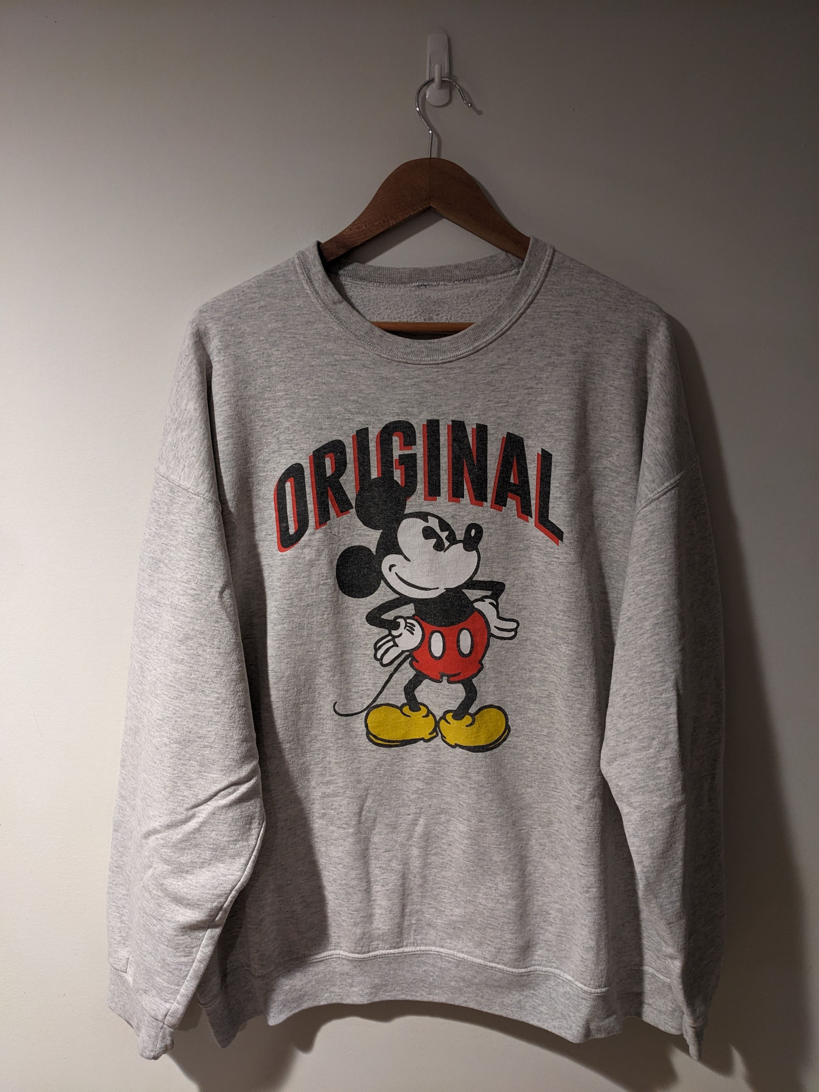 Disney × Vintage Vintage 90s Mickey Mouse Classic Disney Store Sweatshirt Size US L / EU 52-54 / 3 - 1 Thumbnail
