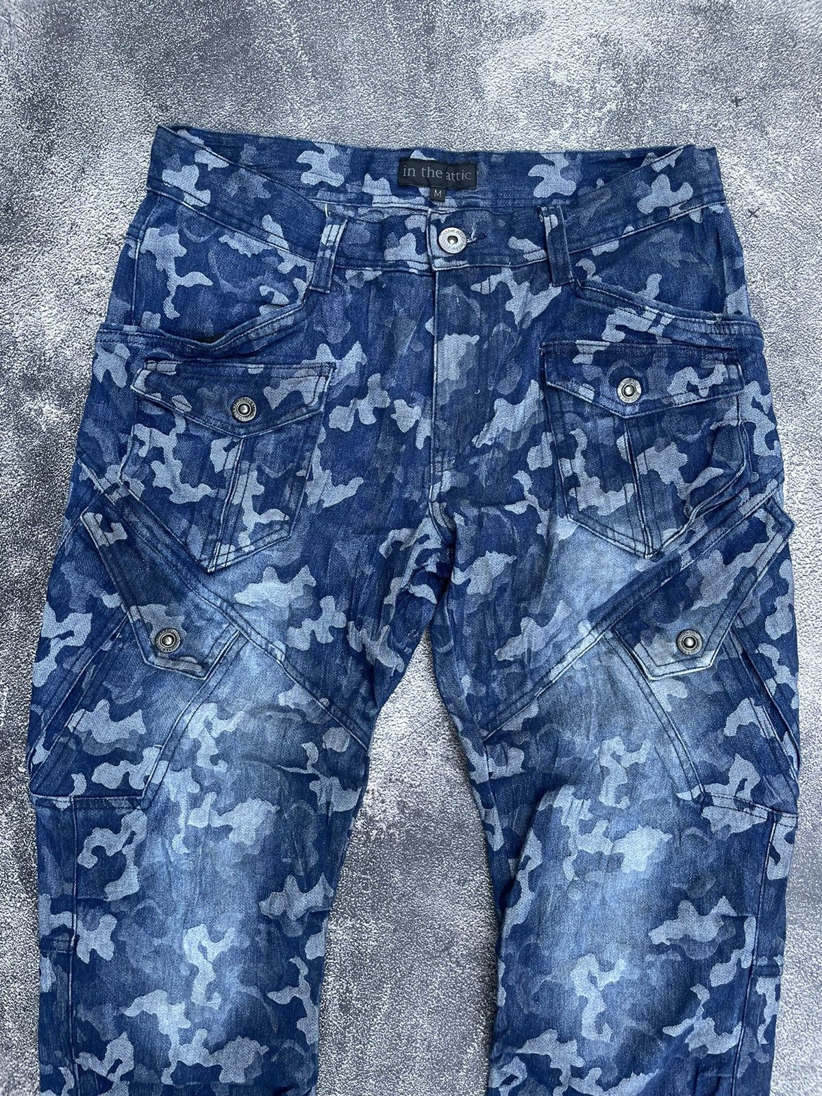 In The Attic In The Attic Multi Pocket Abstract Camo Faded Style Pants Size US 31 - 3 Thumbnail