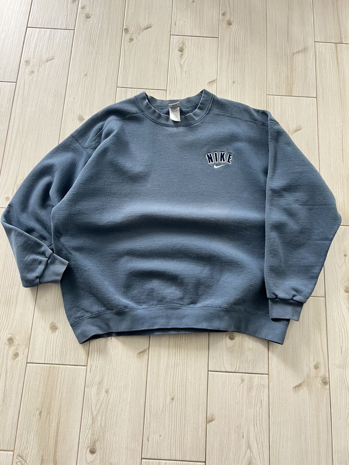 Nike Vintage 90s Nike Sweatshirt Y2K Hype Rare Size XL Size US XL / EU 56 / 4 - 9 Thumbnail