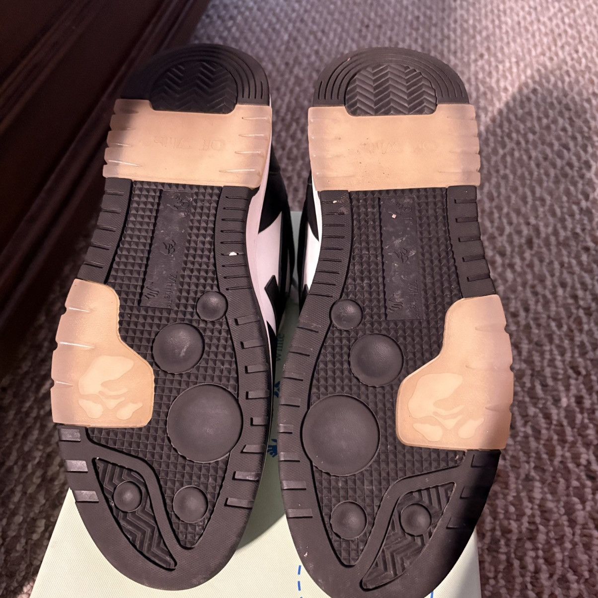 Off-White Offwhite Out of Office ‘Black and White’ Size US 10 / EU 43 - 4 Thumbnail