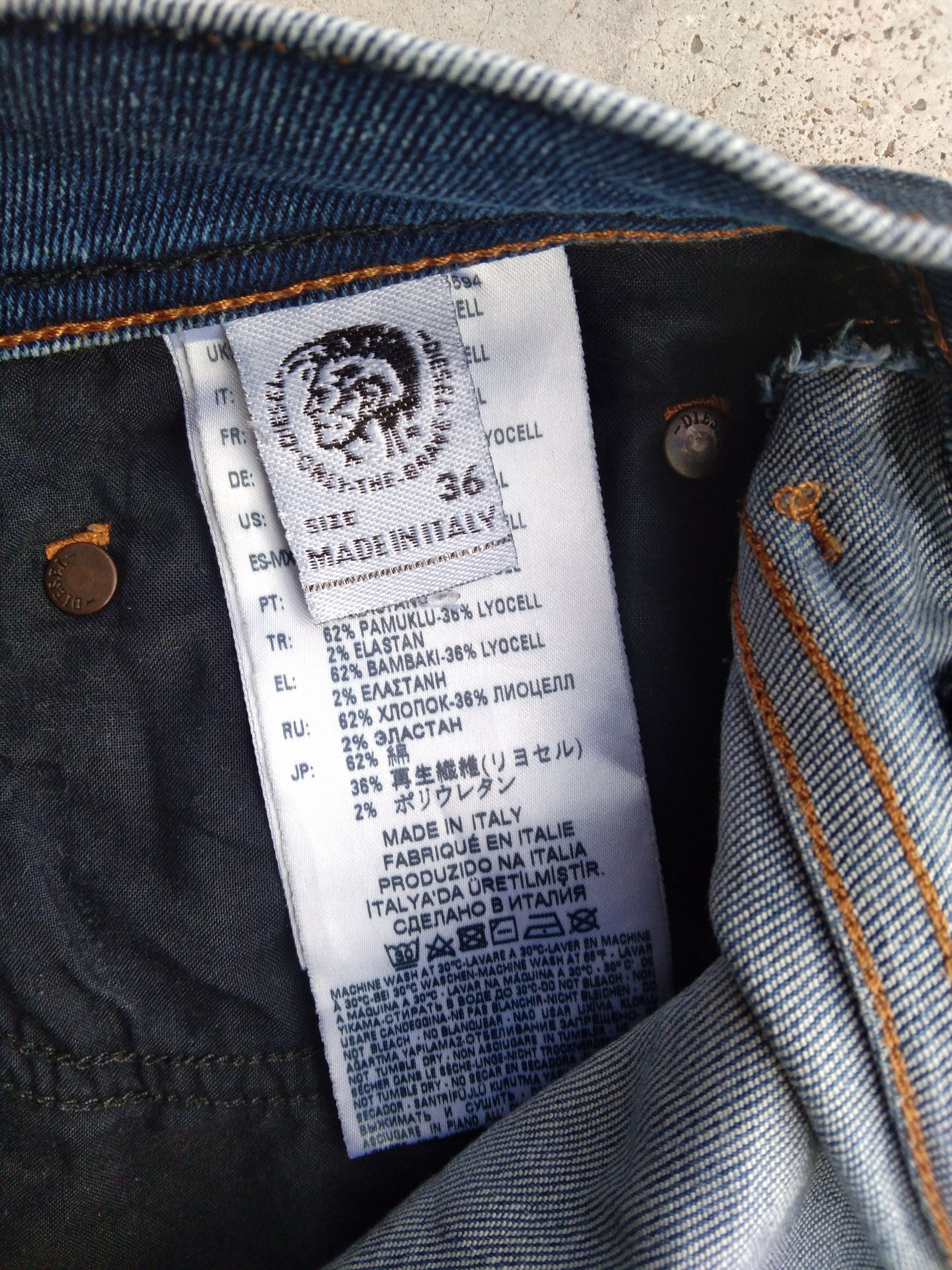 Diesel Vintage Diesel 'TEPPHAR' Denim Blue Distressed Jeans 36x31 Size US 36 / EU 52 - 10 Thumbnail