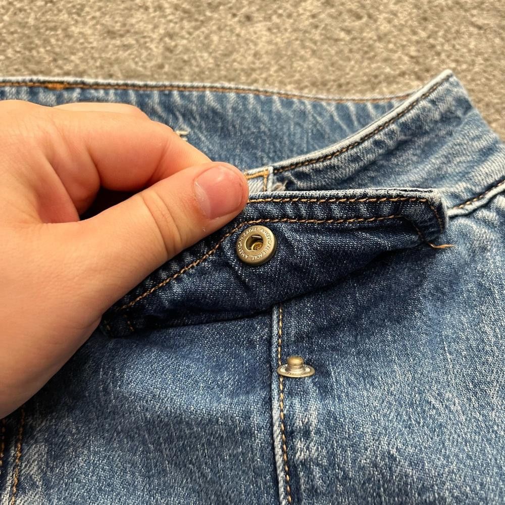Designer American Eagle relaxed mom jean 2 short Size 26" / US 2 / IT 38 - 3 Thumbnail
