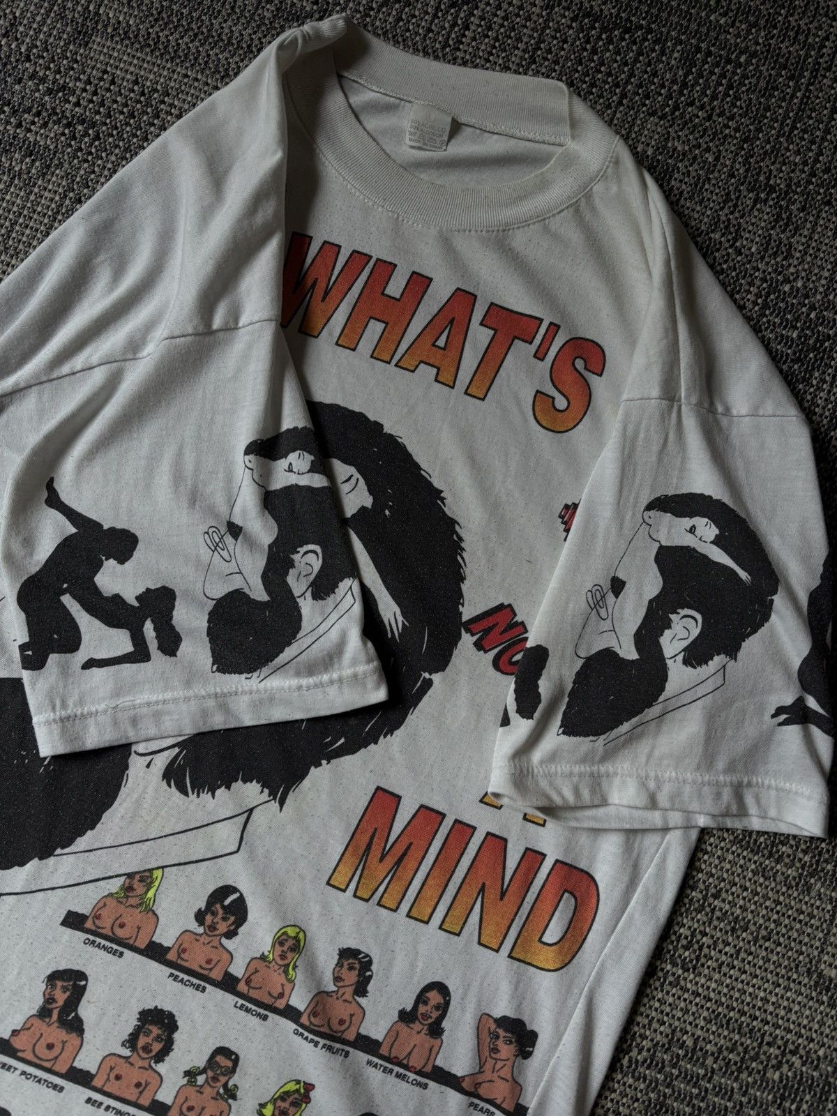 Vintage Vintage 90s Sigmund Freud "What's On A Man's Mind" AOP Tee Size US XL / EU 56 / 4 - 8 Thumbnail