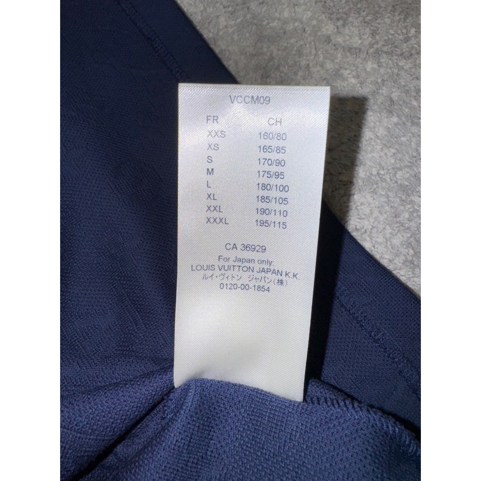 Louis Vuitton Louis Vuitton Pocket Monogram LV Logo Short Sleeve T-Shirt M Size US M / EU 48-50 / 2 - 15 Thumbnail