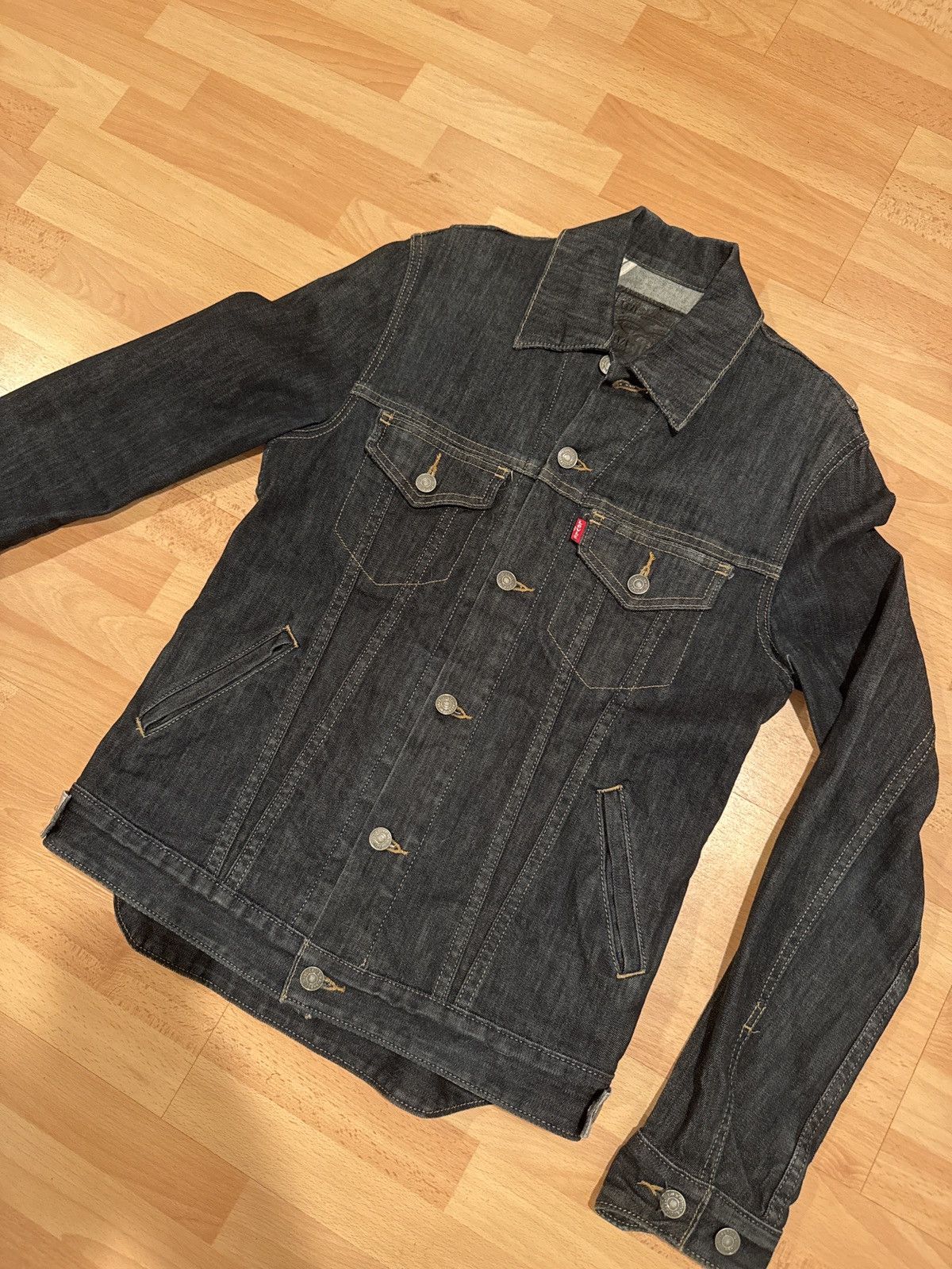 Levi’s water resistant Jean Jacket - commuter series