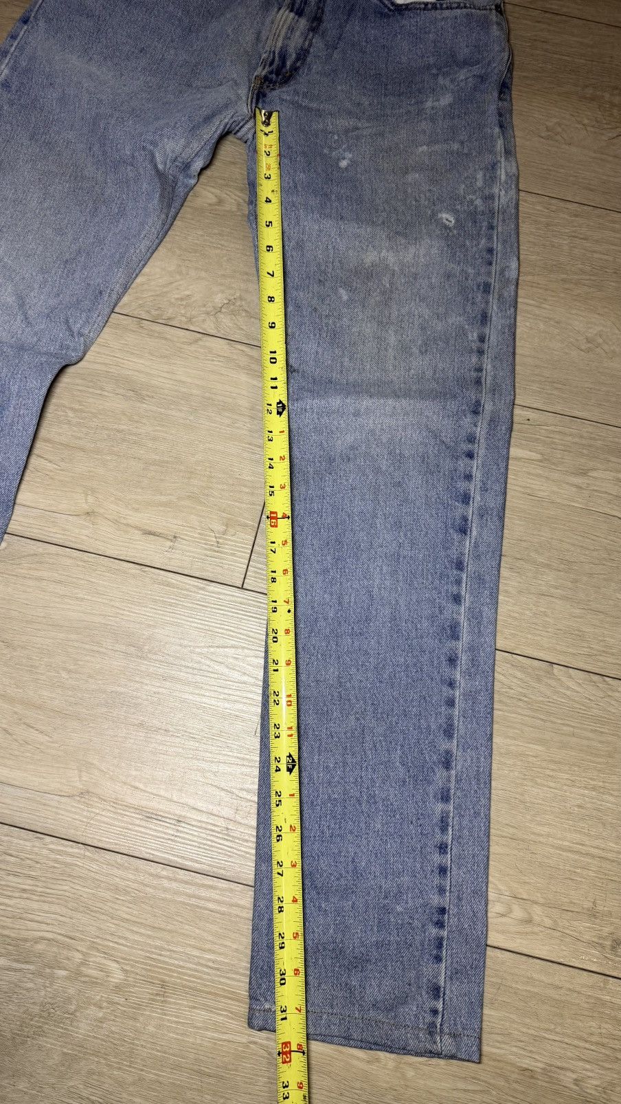 Levi's Thrashed 2000s Levi’s 505 Light Wash Straight Legged Jeans Size US 34 / EU 50 - 6 Thumbnail