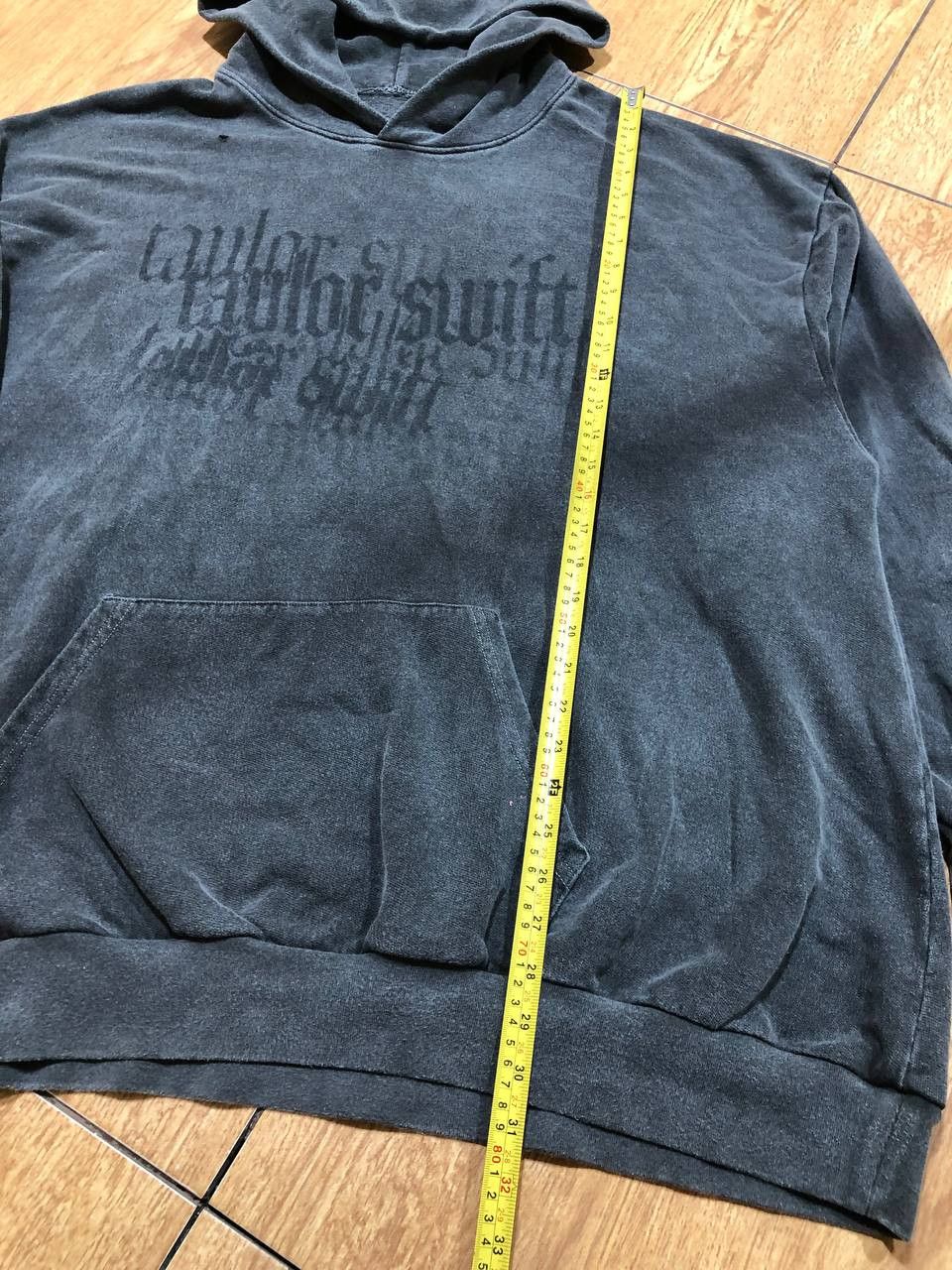 Vintage Taylor Swift Reputation Merch Hoodie STREETWEAR Size US XXL / EU 58 / 5 - 13 Thumbnail