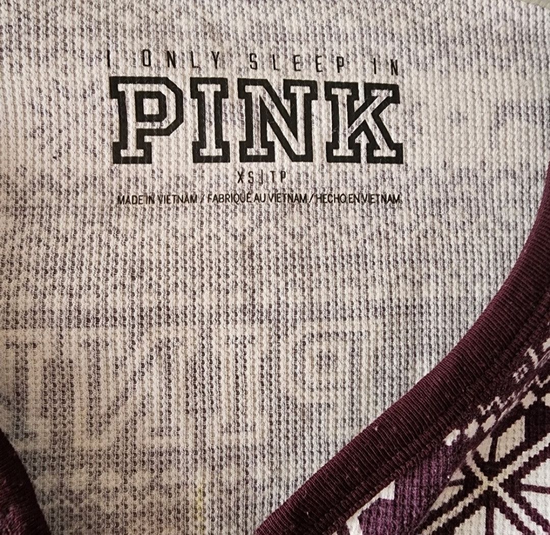Victoria's Secret Victoria's Secret PINK Thermal Holiday Dog Burgundy LS PJ XS Size XS / US 0-2 / IT 36-38 - 2 Thumbnail