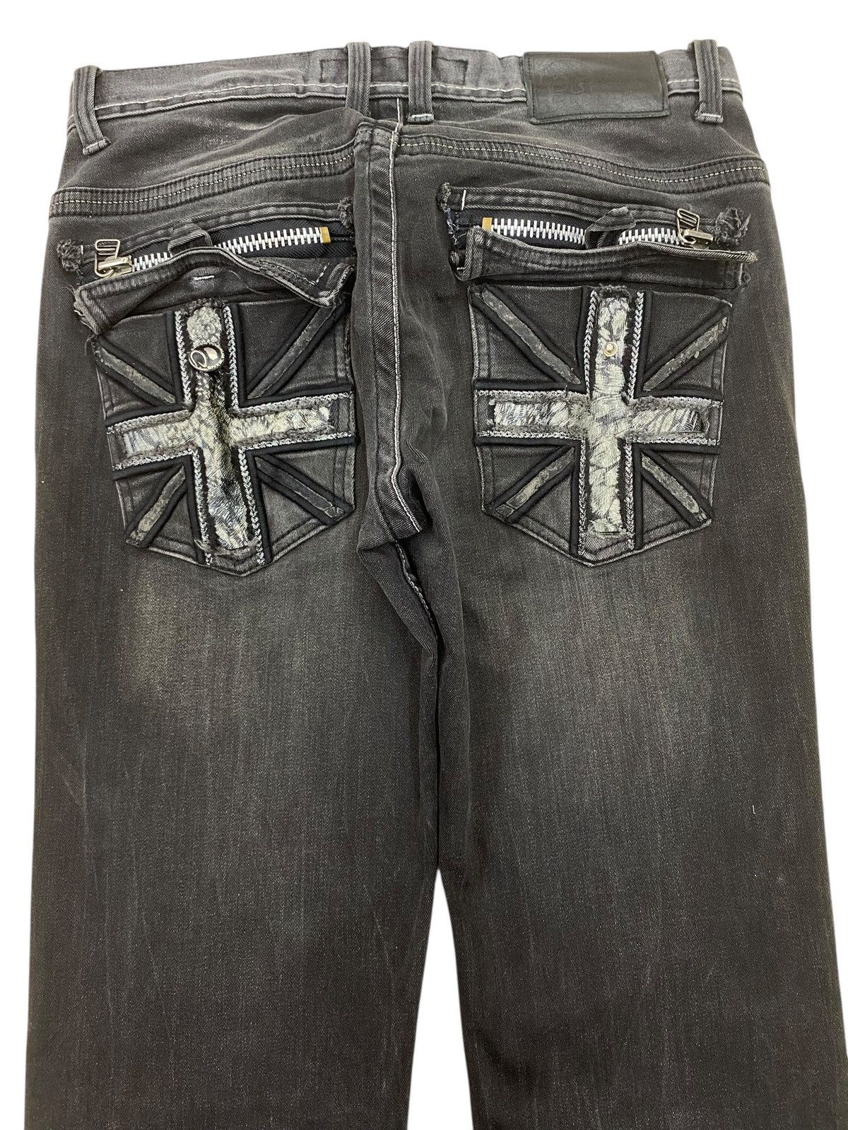 Japanese Brand Japanese Brand Dark Faded Wash Style Straight Cut Jeans Size US 32 / EU 48 - 4 Thumbnail