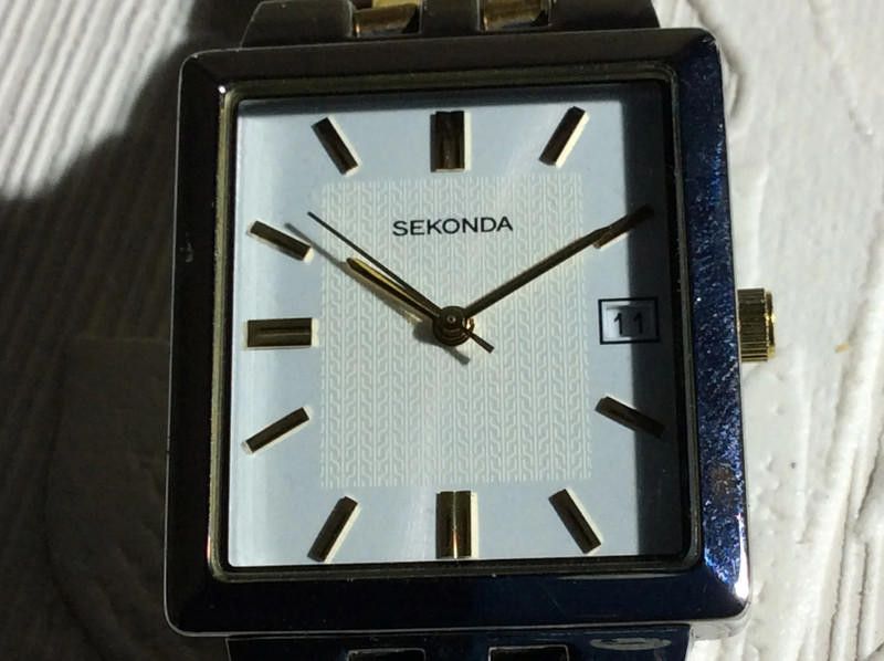 Designer Sekonda men's white dial two tone stainless steel bracelet Size ONE SIZE - 1 Thumbnail