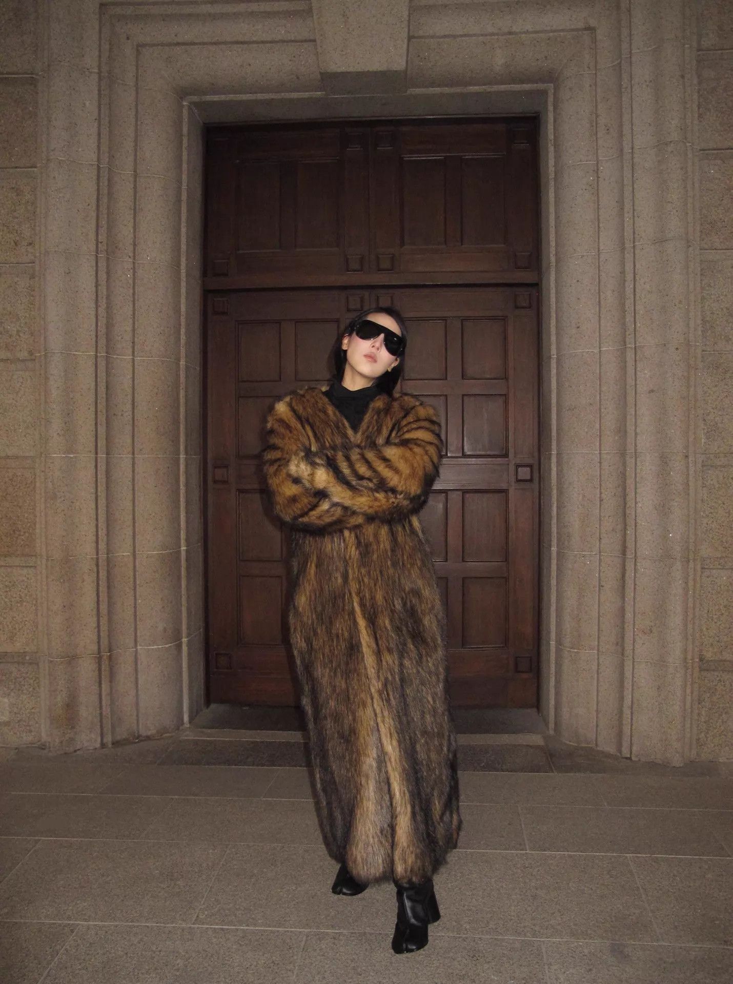 Other hed mayner eco fur long coat XS back slit like new Size XS / US 0-2 / IT 36-38 - 8 Thumbnail