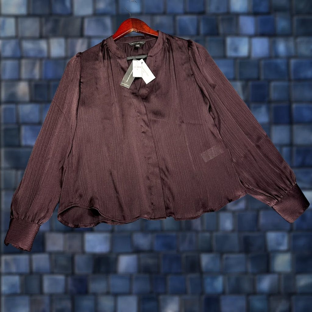 Banana Republic VINTAGE Banana Republic Top Womens XS Blouse Dark Purple Shirred Hidden Buttons NEW Size XS / US 0-2 / IT 36-38 - 1 Thumbnail