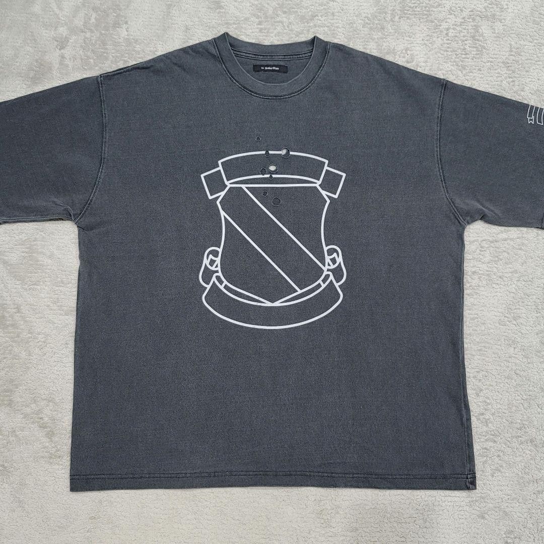 Alphanumeric Crest Cigarette Hole Boxy Tee Size US XL / EU 56 / 4 - 1 Thumbnail