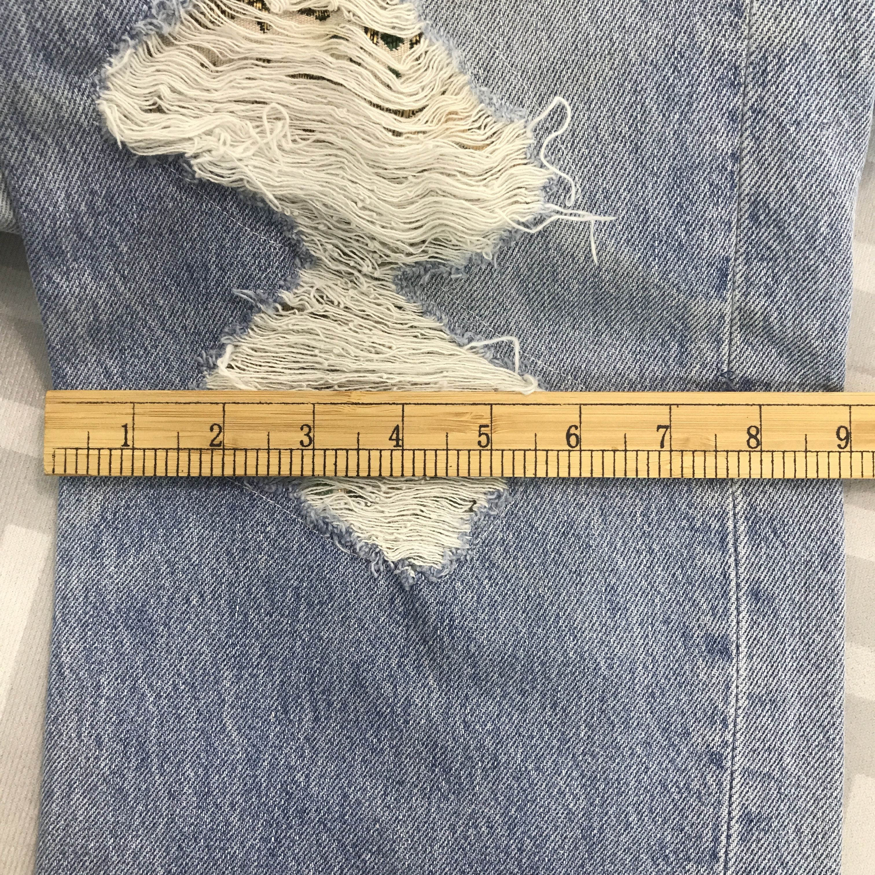 Levi's × Vintage Vintage Levi's 501 Ripped Distressed Denim Jeans pay Size US 31 - 10 Thumbnail