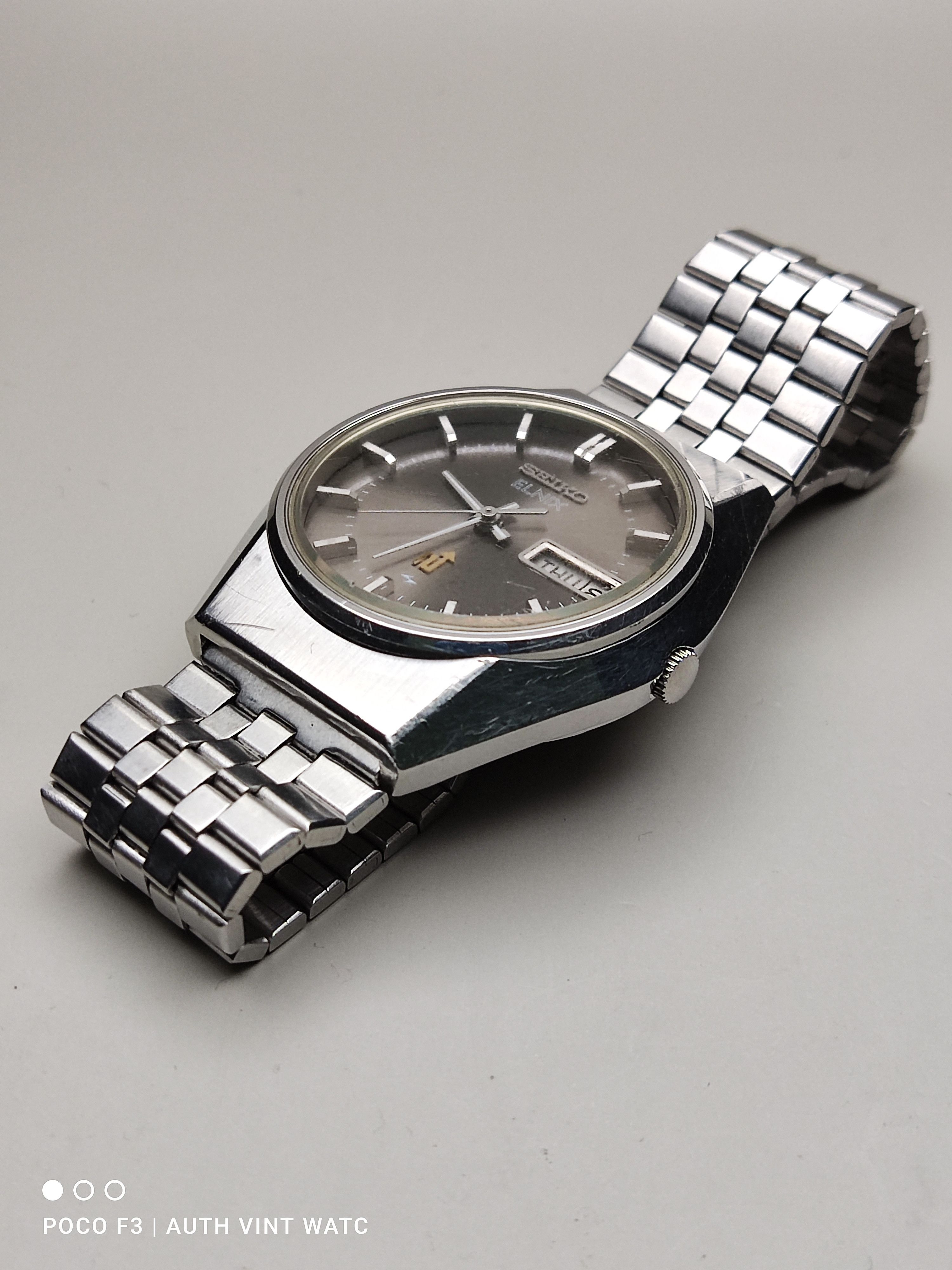 Seiko Rare Authentic Vintage Seiko Electronic ELNIX 0703-7110 Men Size ONE SIZE - 9 Thumbnail