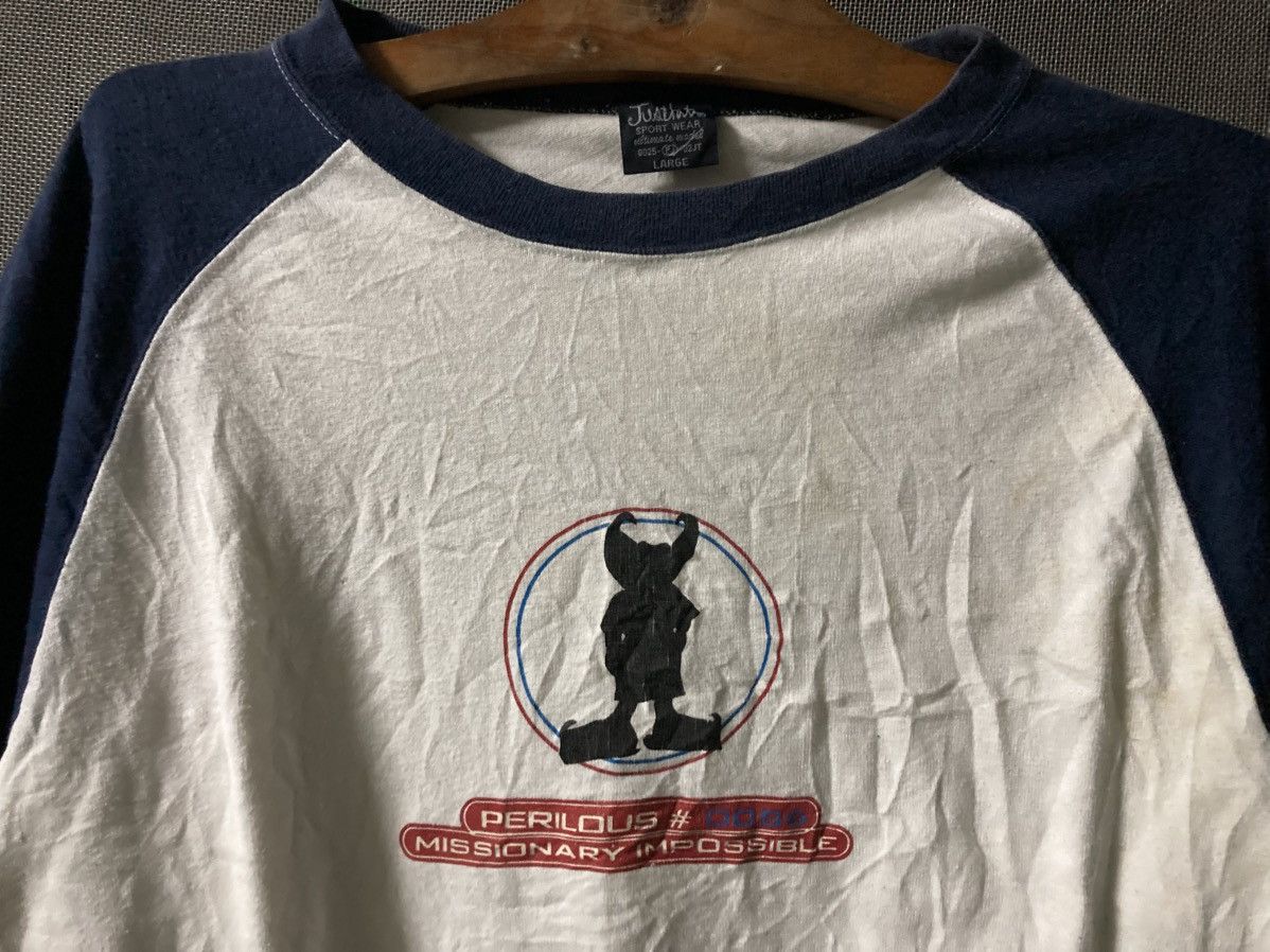Vintage Vintage T-Shirt Perilous Minimal Size US L / EU 52-54 / 3 - 2 Thumbnail