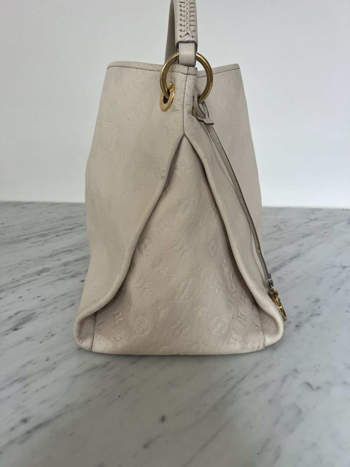 Louis Vuitton Louis Vuitton White Artsy MM Size ONE SIZE - 5 Thumbnail
