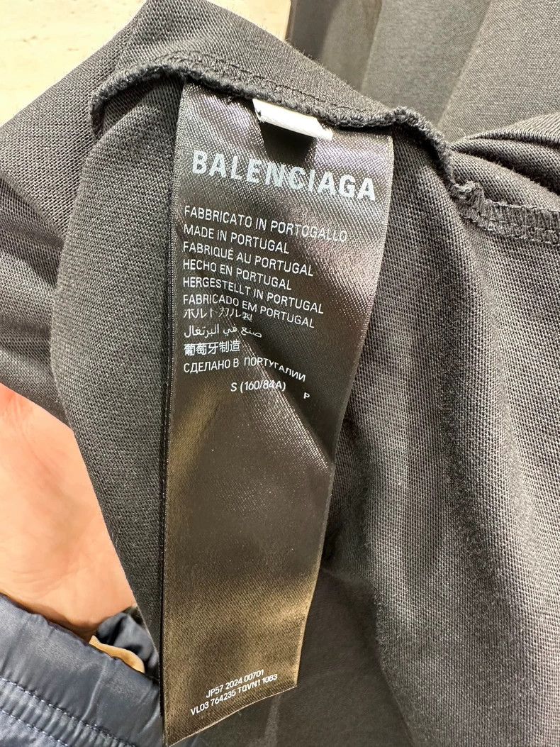 Balenciaga Balenciaga Black reflective T-shirt Size US S / EU 44-46 / 1 - 4 Thumbnail