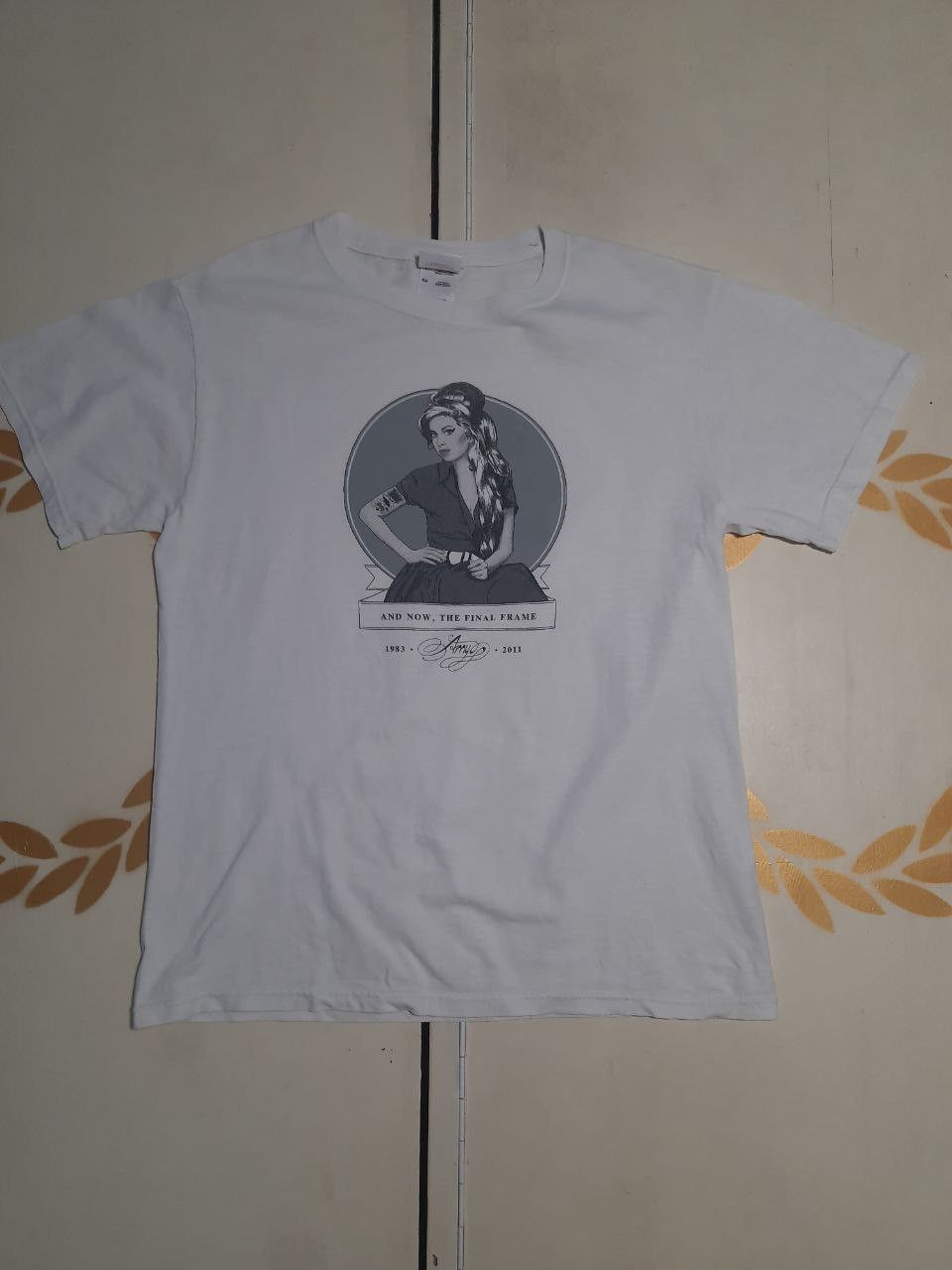 Band Tees Future Vintage Amy WineHouse T-Shirt Size US S / EU 44-46 / 1 - 1 Thumbnail