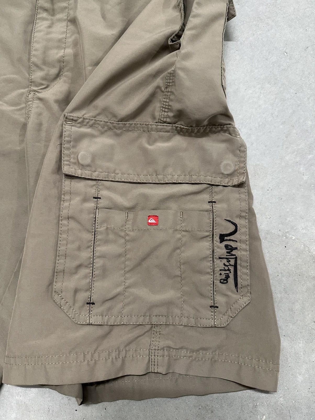 Quiksilver Quicksilver Shorts Size US 33 - 3 Thumbnail