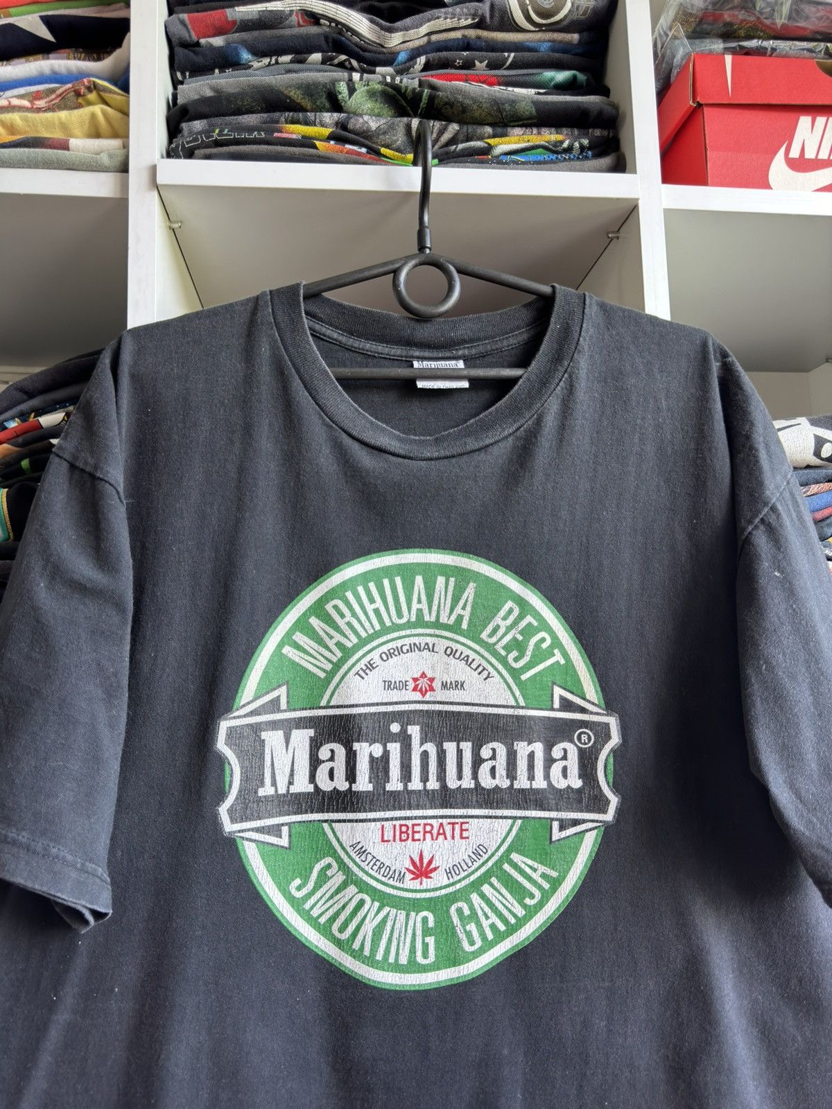 Band Tees Vintage 90s Marihuana Smoking Ganja Printed T Shirt Size US XL / EU 56 / 4 - 2 Thumbnail