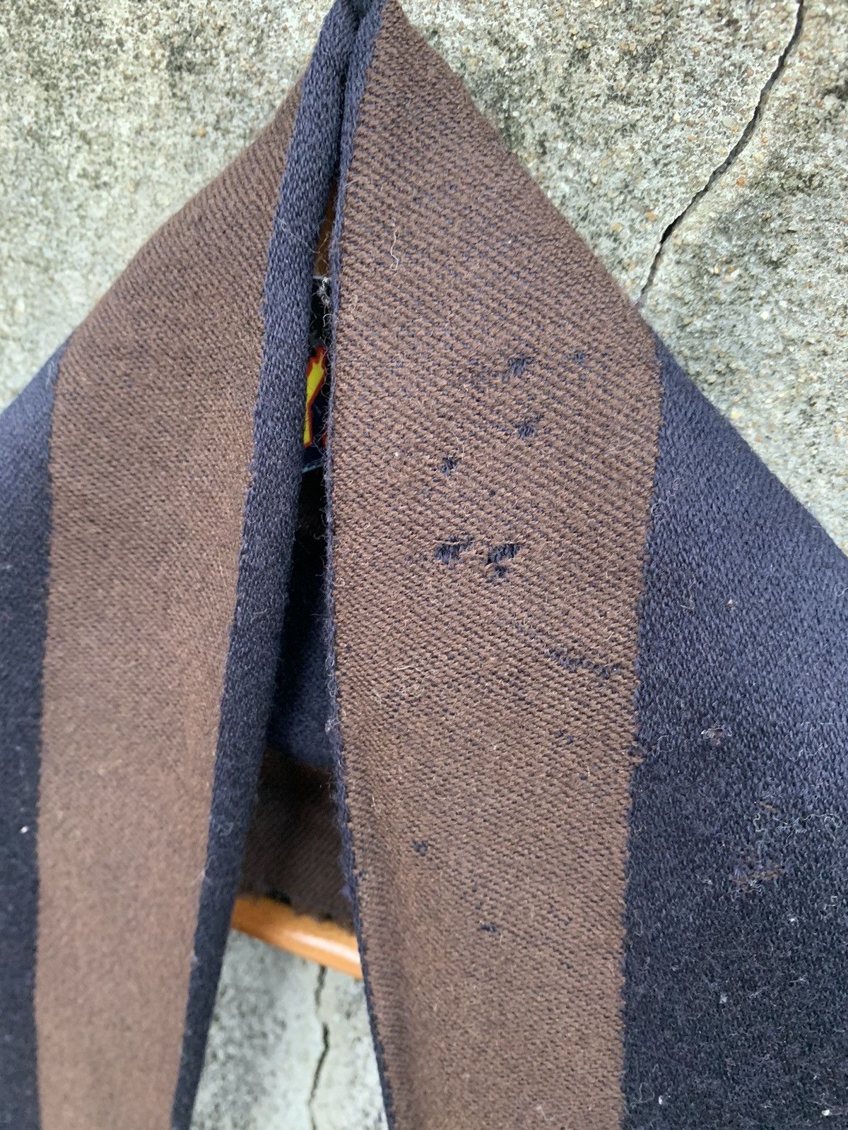 Fendi FENDI Large Scarf Stripe Check pattern Brown Navy Wool Vtg Size ONE SIZE - 13 Thumbnail
