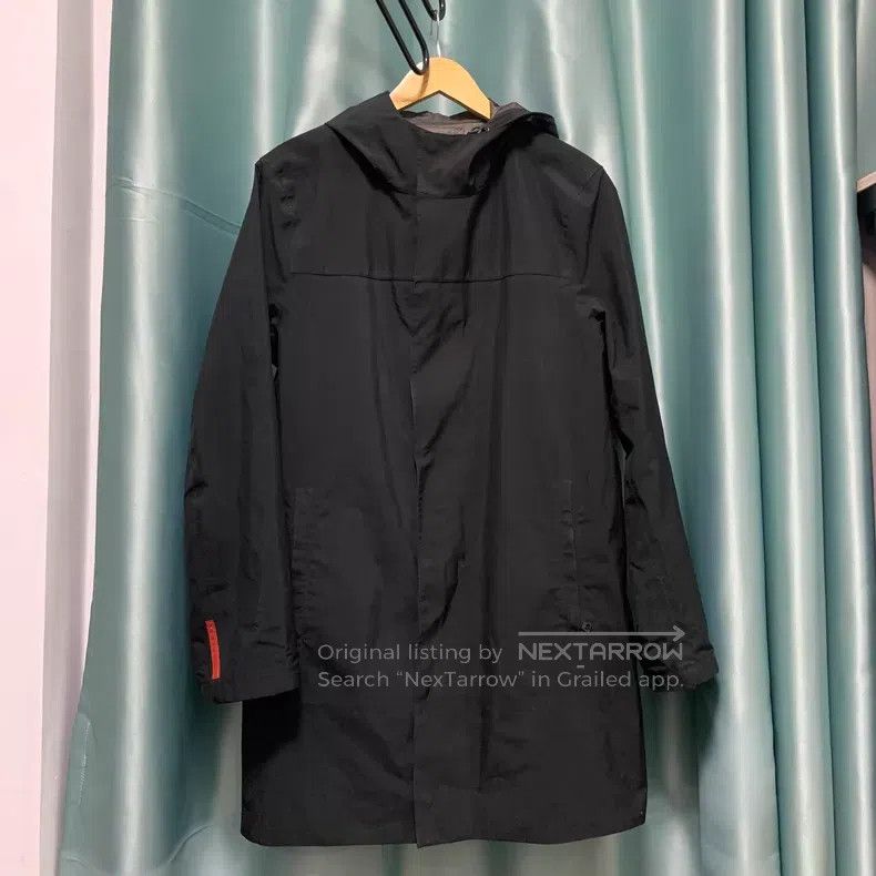 Prada Prada Hooded medium-length jacket Size US S / EU 44-46 / 1 - 1 Thumbnail