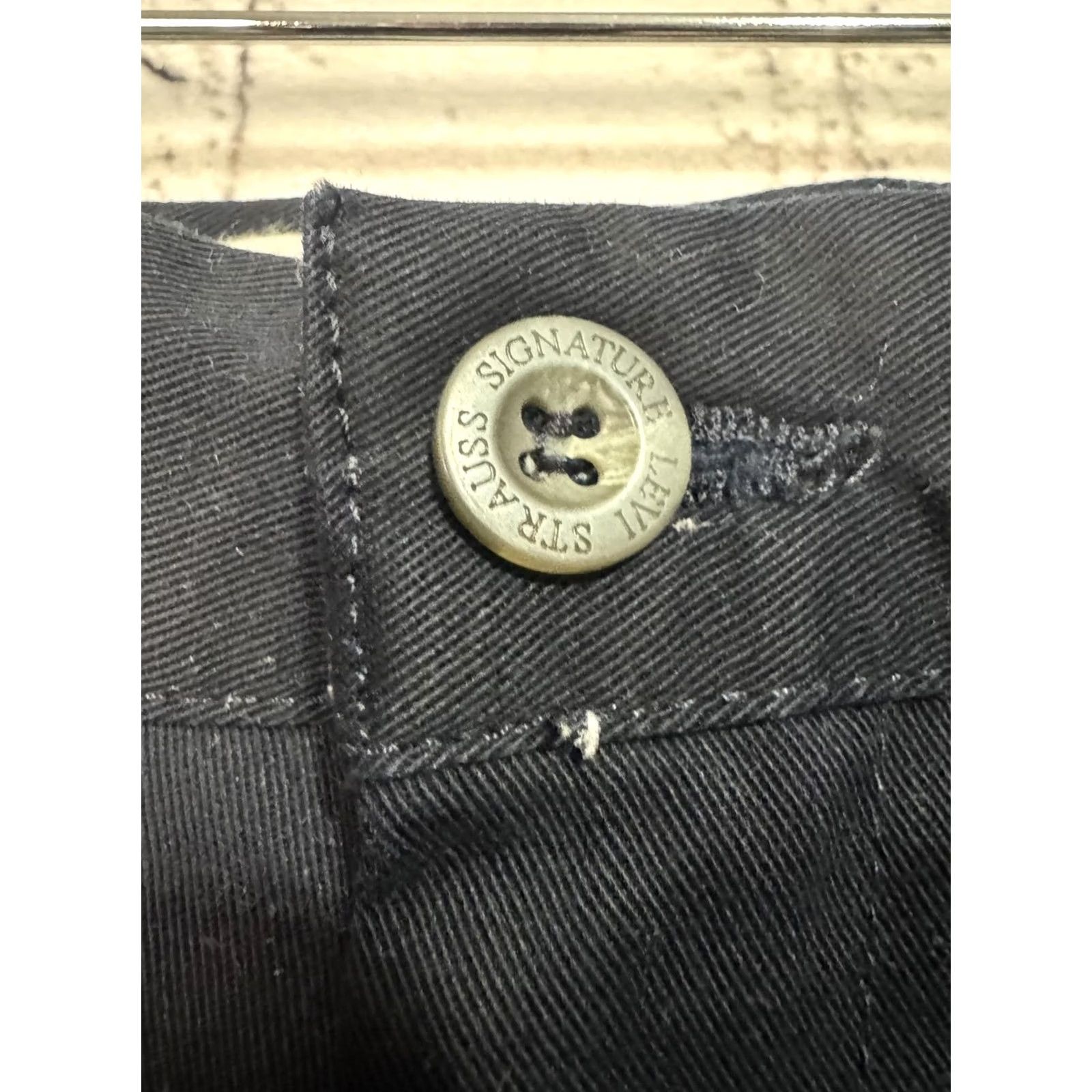 Levi's Levi's Signature Men's Black Casual Pants W38 L30 - 100% Cotton, Regular Fit, Button Closure, Straight Leg, Belt Loops, Casual/Business Casual Size US 38 / EU 54 - 5 Thumbnail