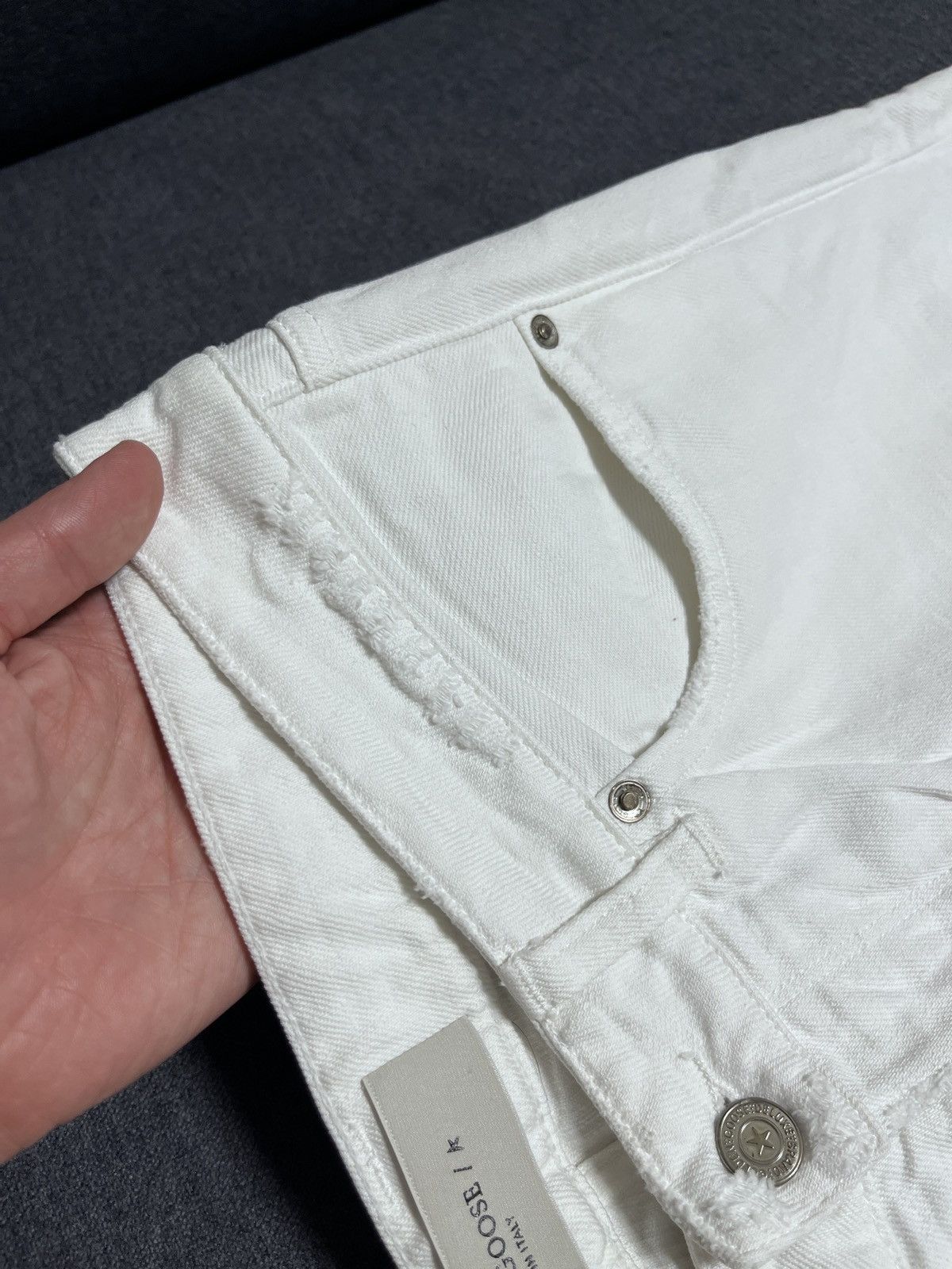 Golden Goose Golden Goose Distressed White Jeans Size US 31 - 11 Thumbnail