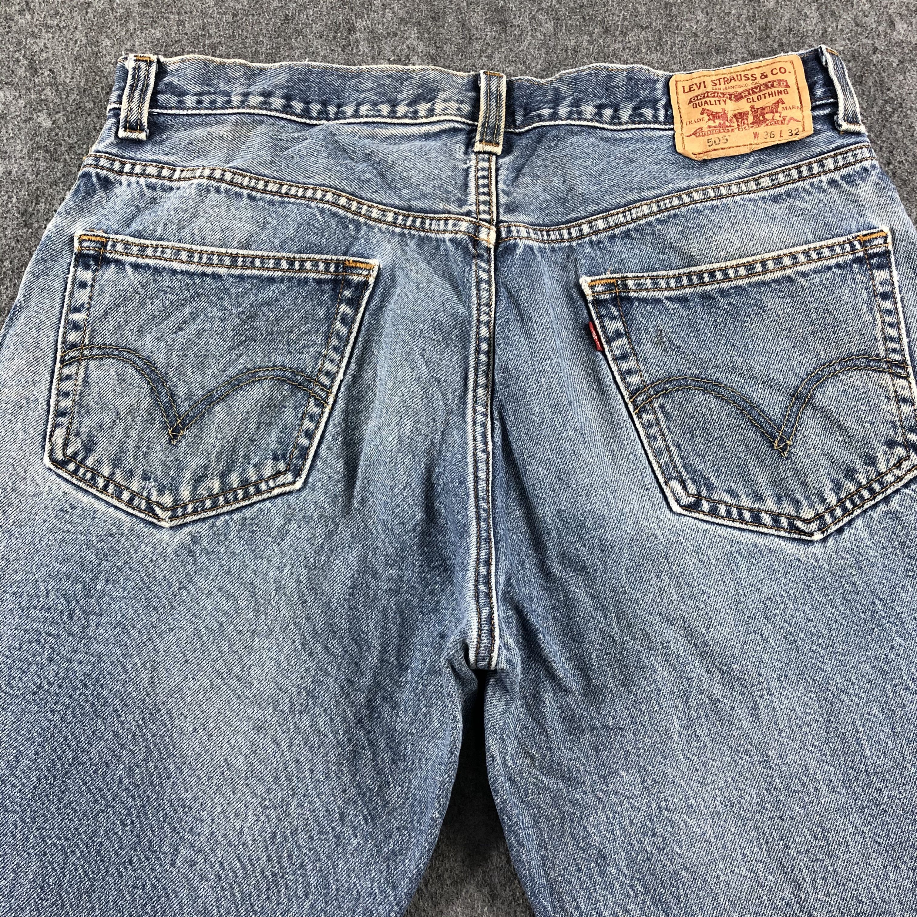Levi's Vintage Blue Wash Levis 505 Jeans-J2565 Size US 35 - 4 Thumbnail