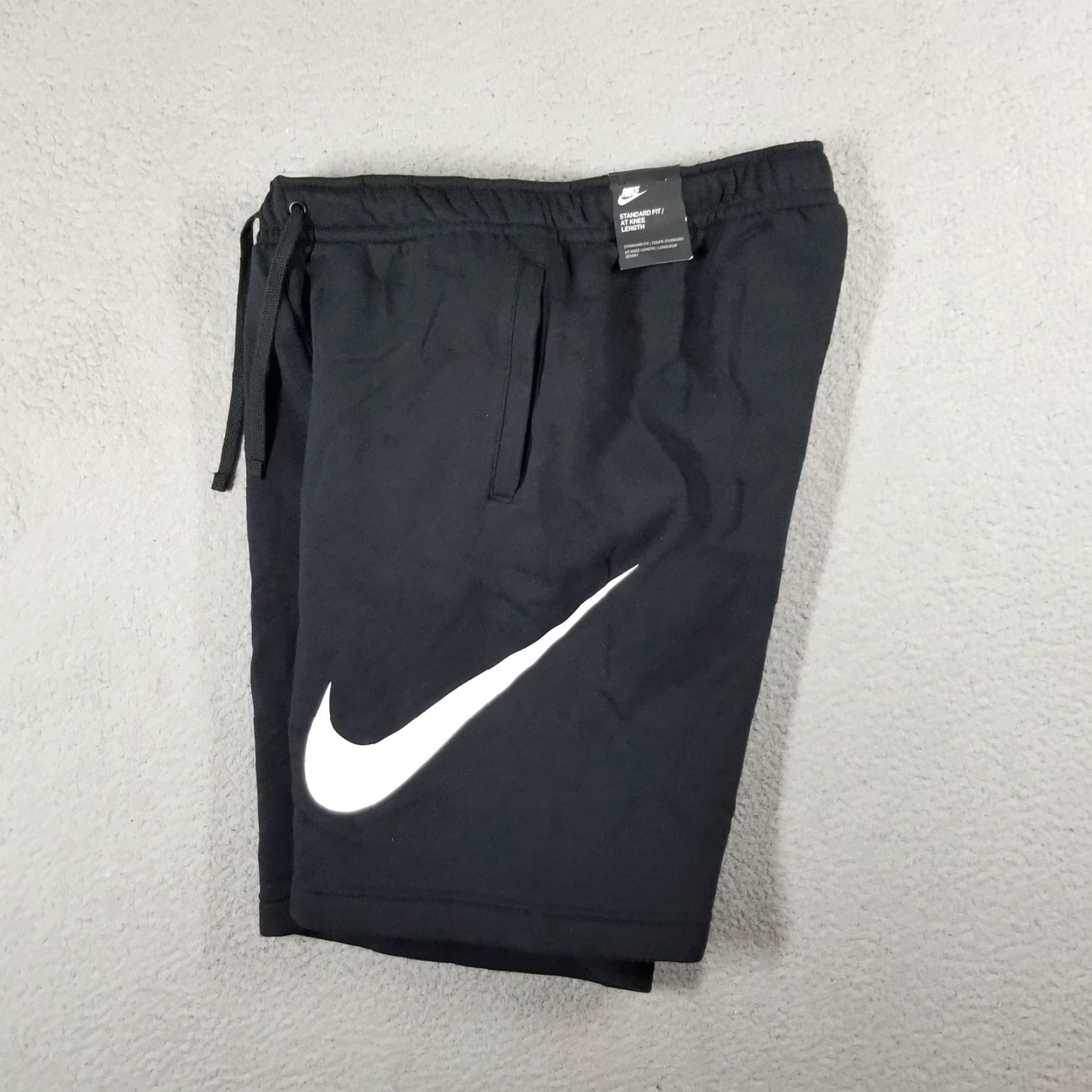 Nike Nike Sportswear Club Fleece Shorts Mens Medium Black 843520 010 New Size US 31 - 4 Thumbnail