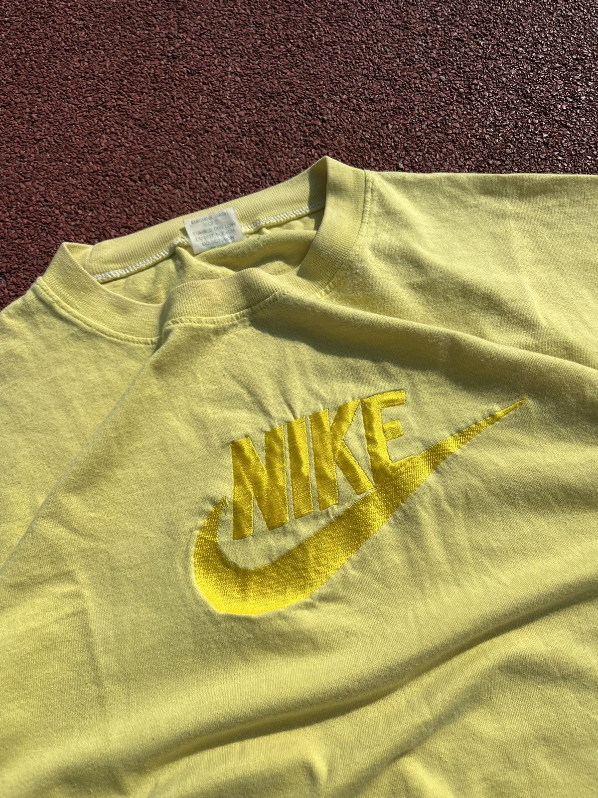 Nike × Vintage Rare vintage Nike 80s big logo t-shirt tee size M Size US M / EU 48-50 / 2 - 3 Thumbnail