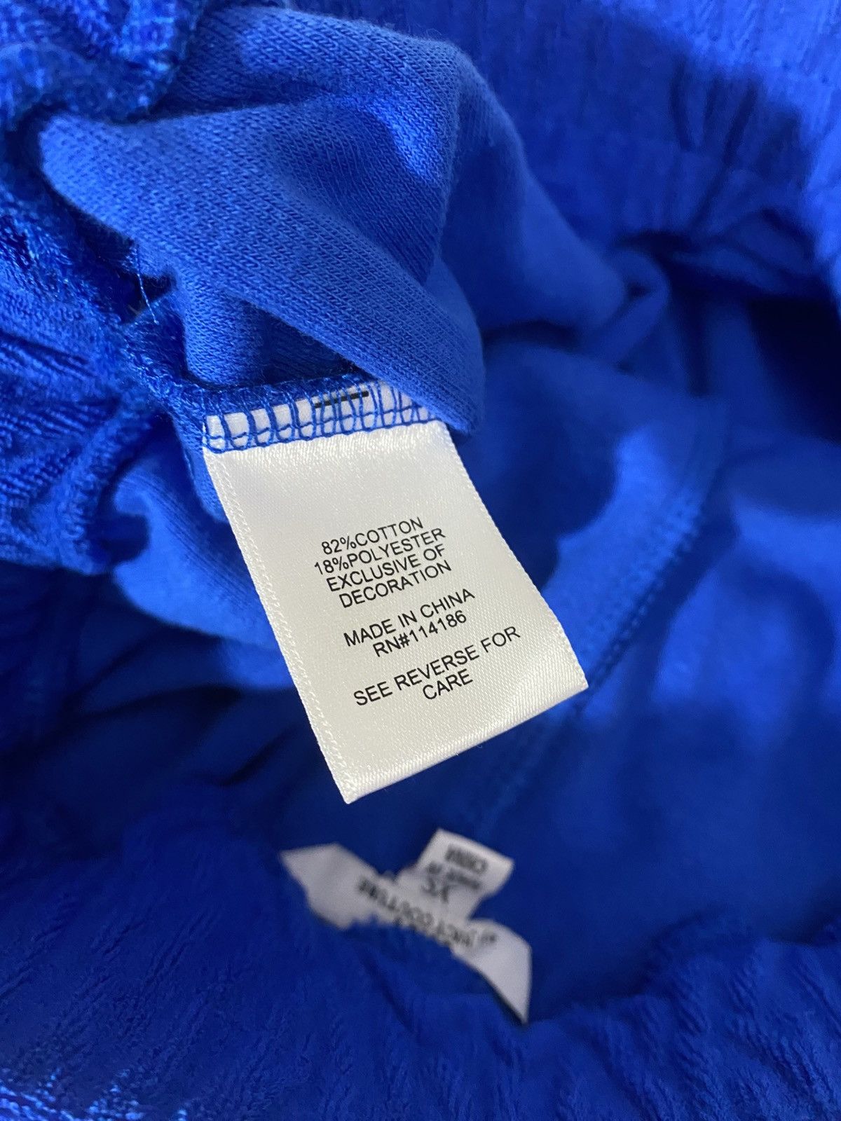 Juicy Couture Juicy couture Y2K regal velour blue splash shorts XS NWT Size 28" / US 6 / IT 42 - 7 Thumbnail