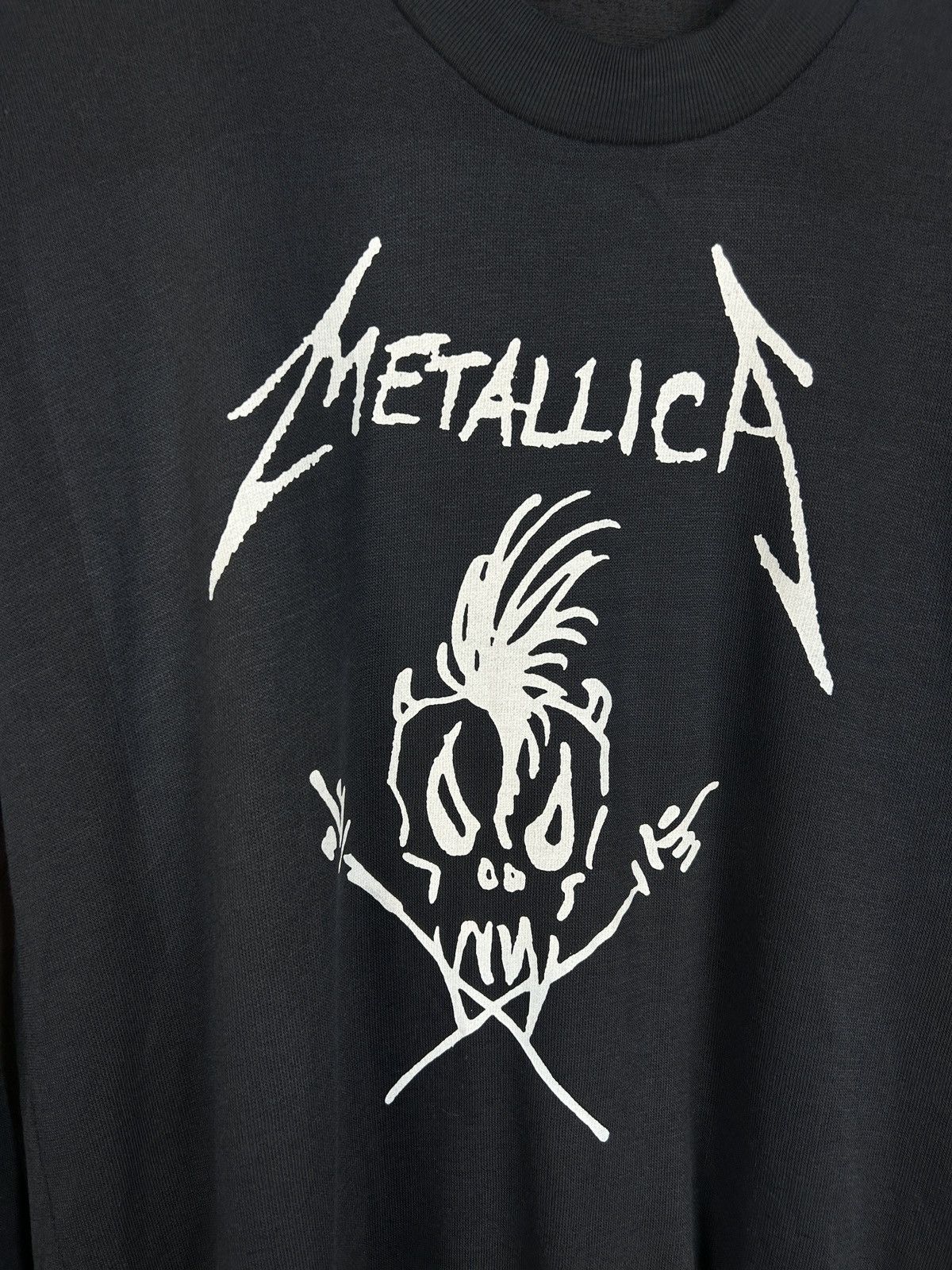 Band Tees 90s Metallica Scary Guy Nowhere Else To Roam Sweatshirt M Size US M / EU 48-50 / 2 - 2 Thumbnail