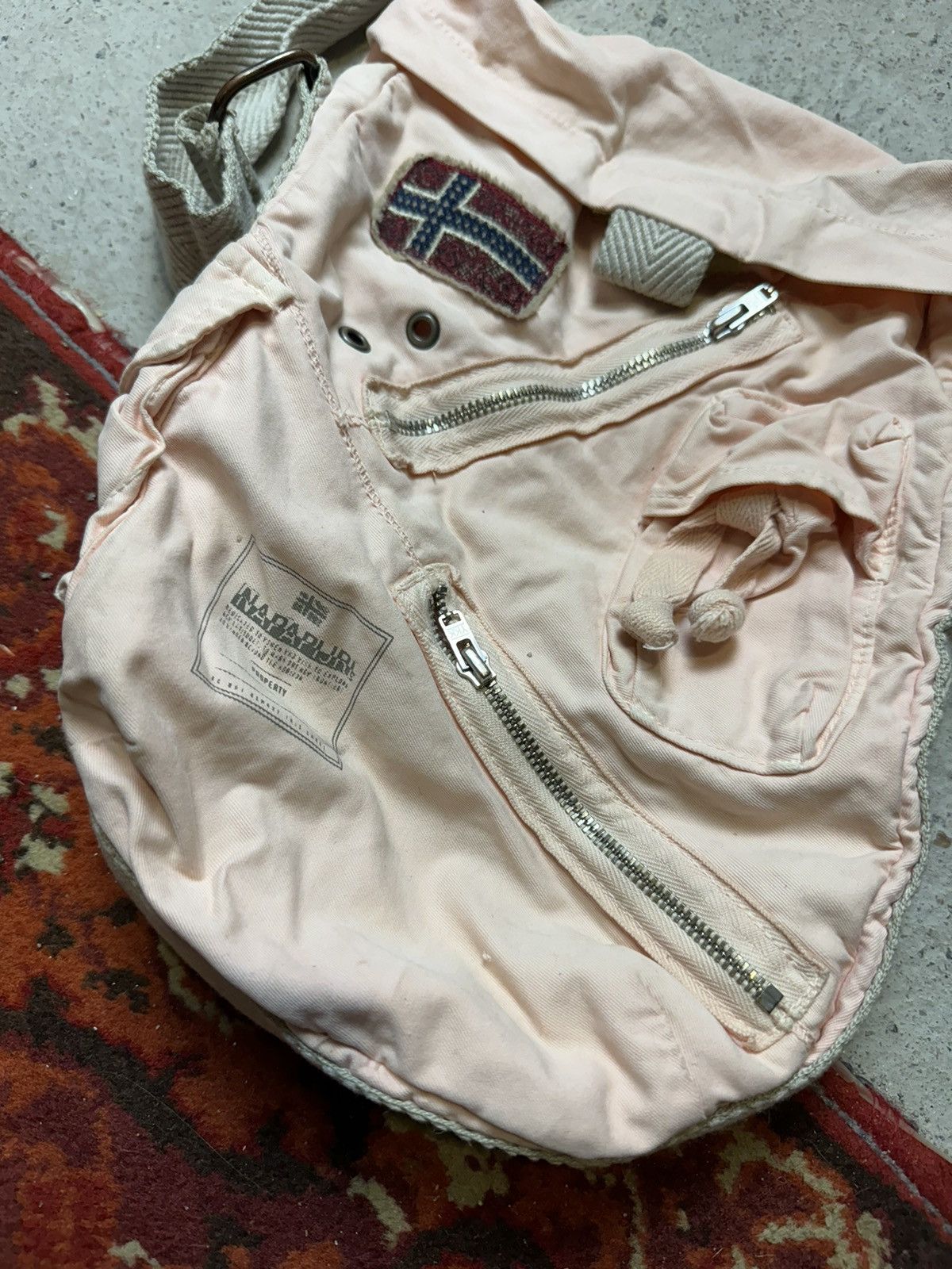 Napapijri × Vintage Vintage Y2K Napapijri Avantgarde Messenger Pocket Bag Size ONE SIZE - 4 Thumbnail