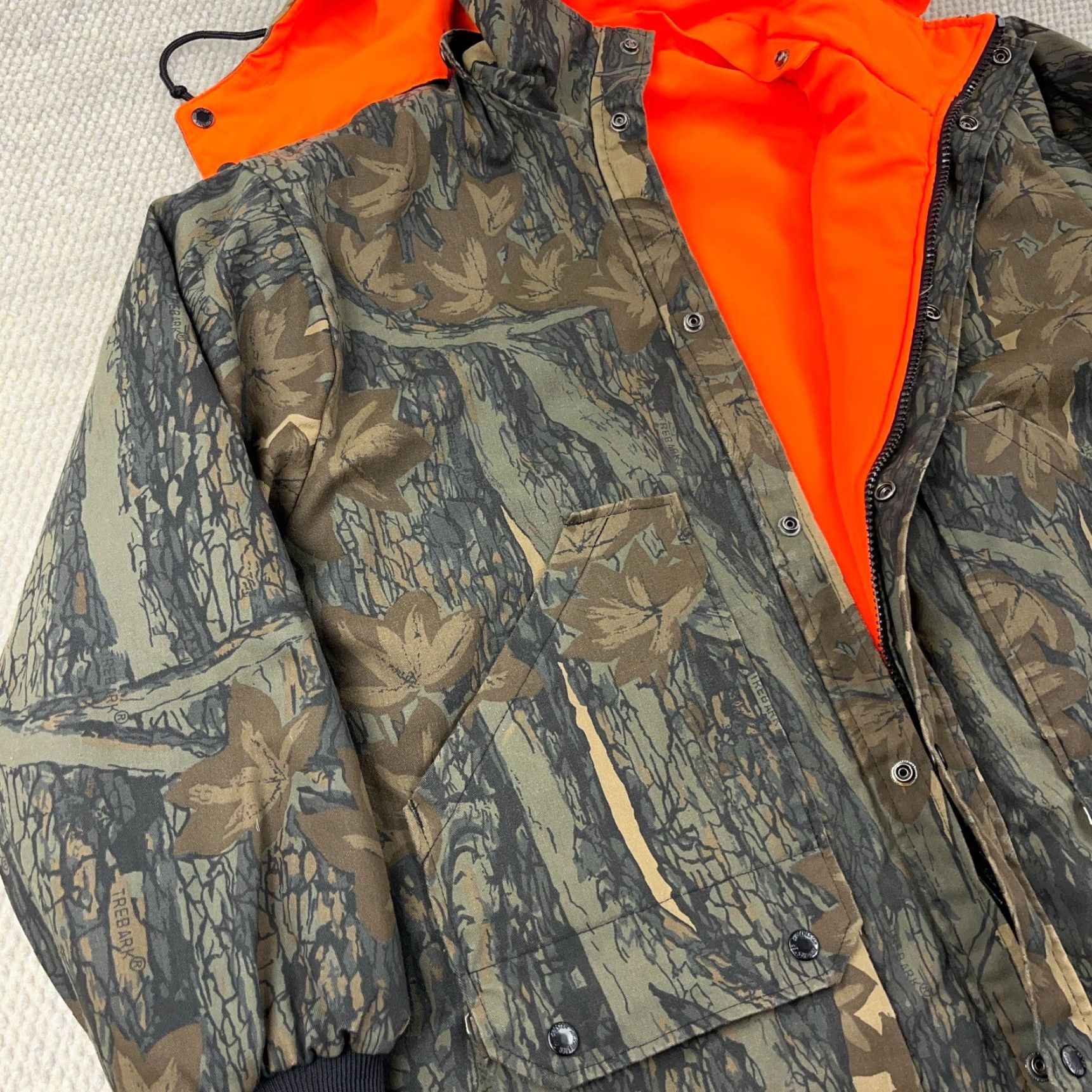 Vintage VINTAGE Winchester Jacket Men Large Trebark Camo Reversible Hooded 90s Parka Size US L / EU 52-54 / 3 - 5 Thumbnail