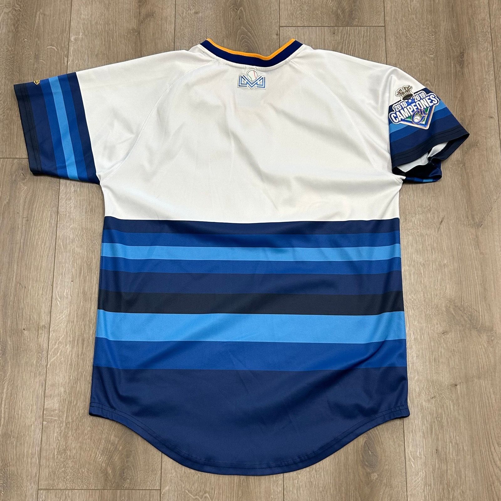 New Era 2018 Champions New Era Charros de home jersey size Medium Size US M / EU 48-50 / 2 - 7 Thumbnail
